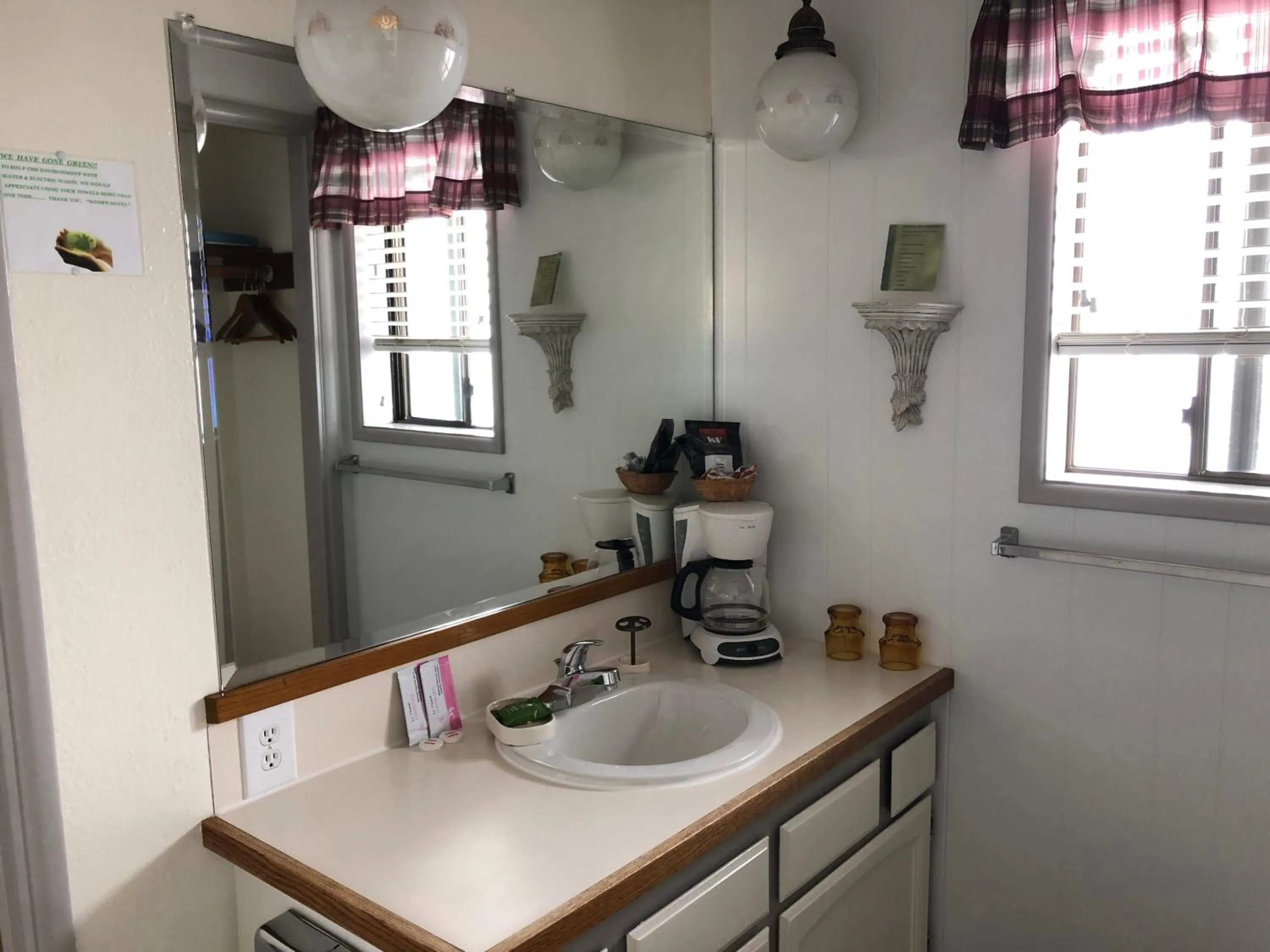 Bathroom in Webb's Scenic Surf
