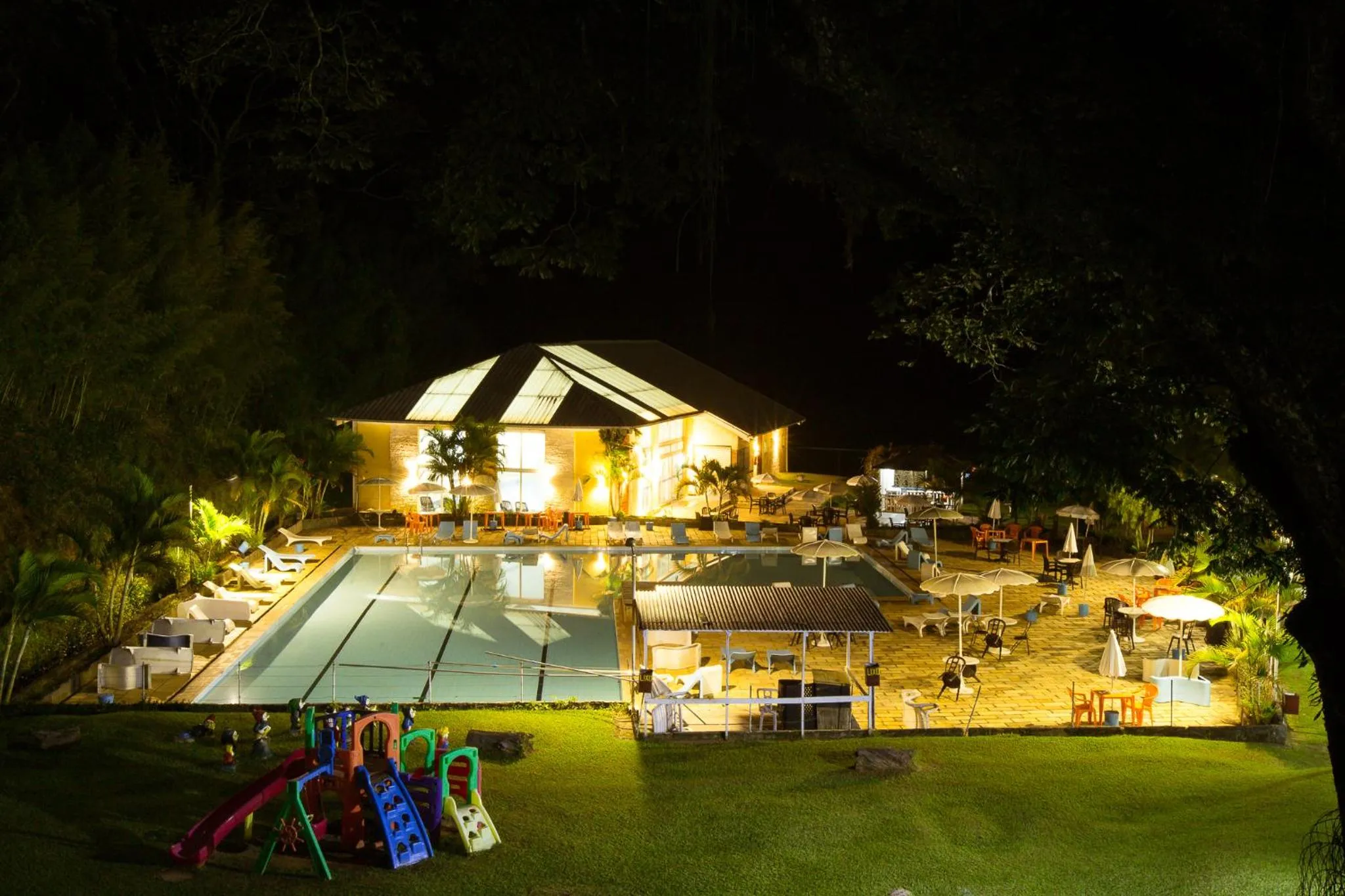 Swimming pool in Hotel Fazenda Santa Barbara