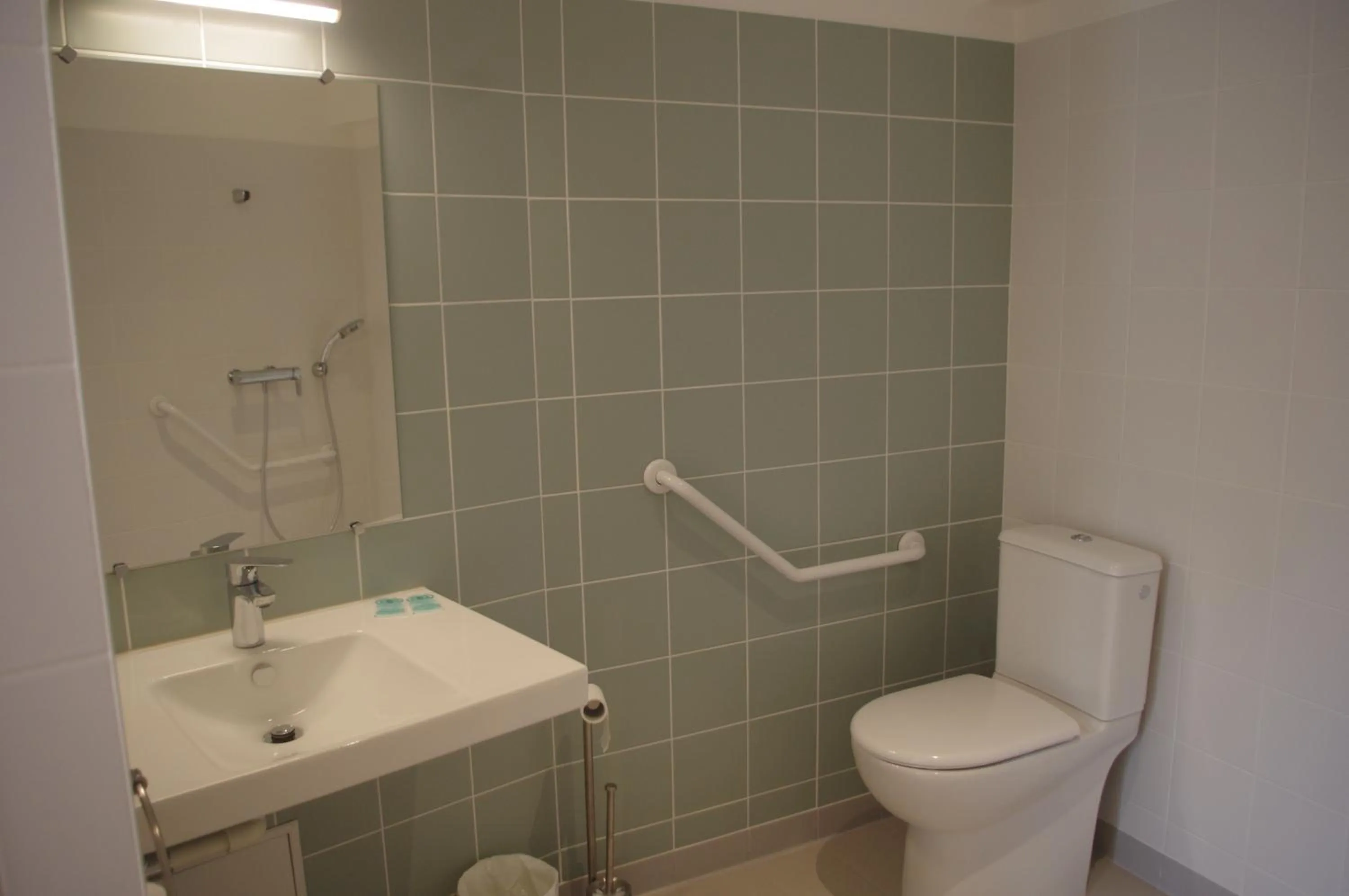 Bathroom in Hôtel Rapin