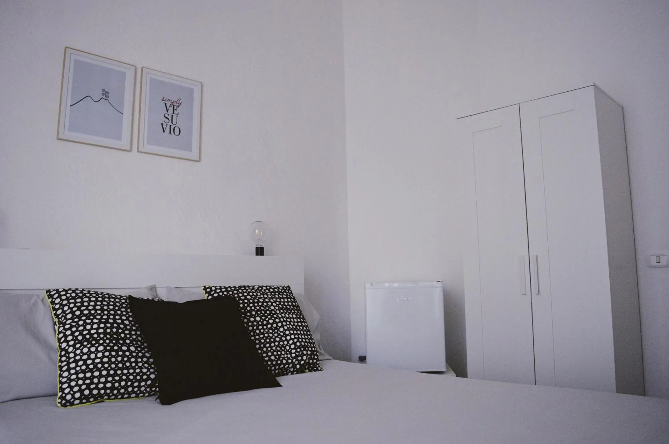 Photo of the whole room, Bed in Civico Vesuvio B&B