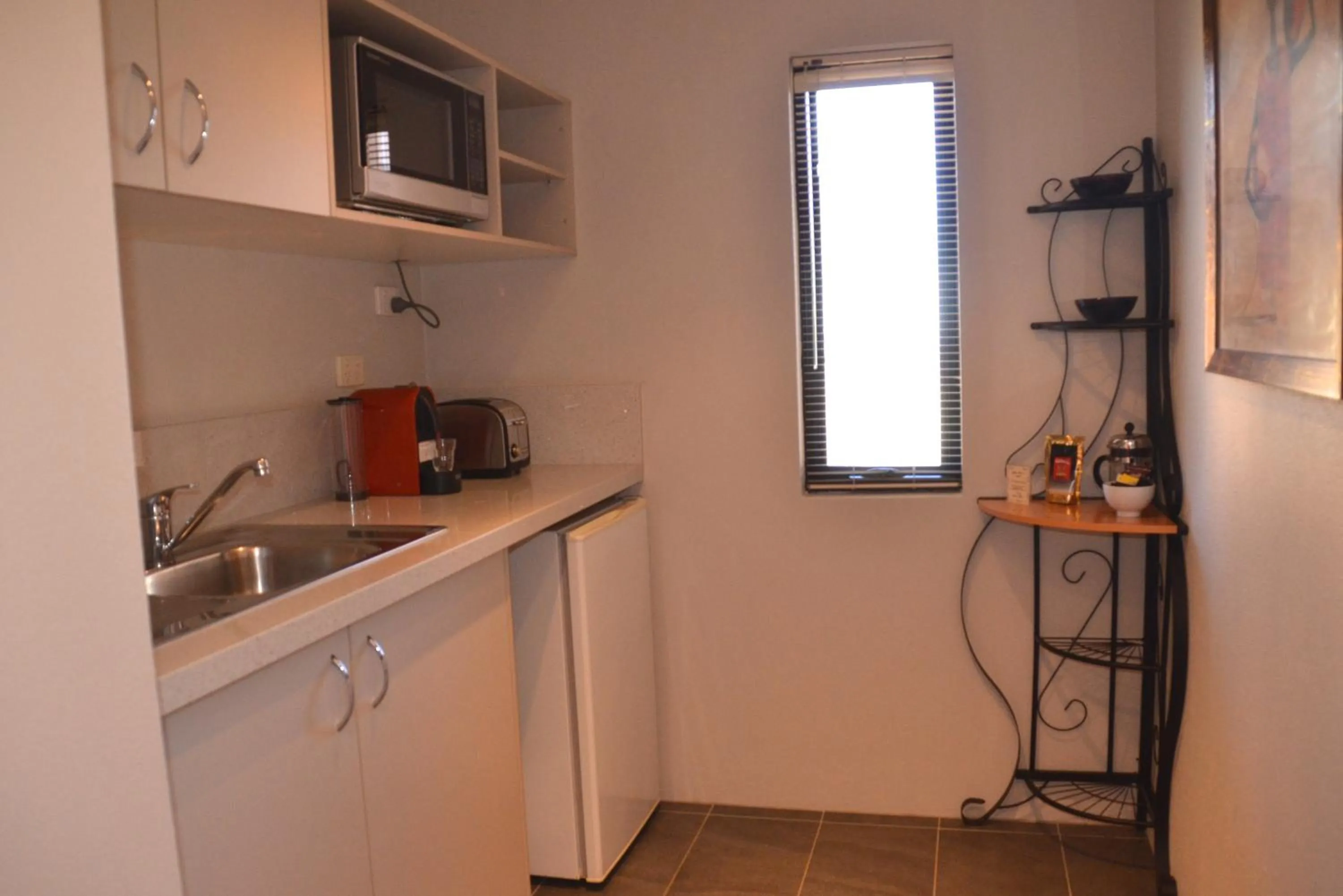 Kitchen or kitchenette in Vintages Accommodation