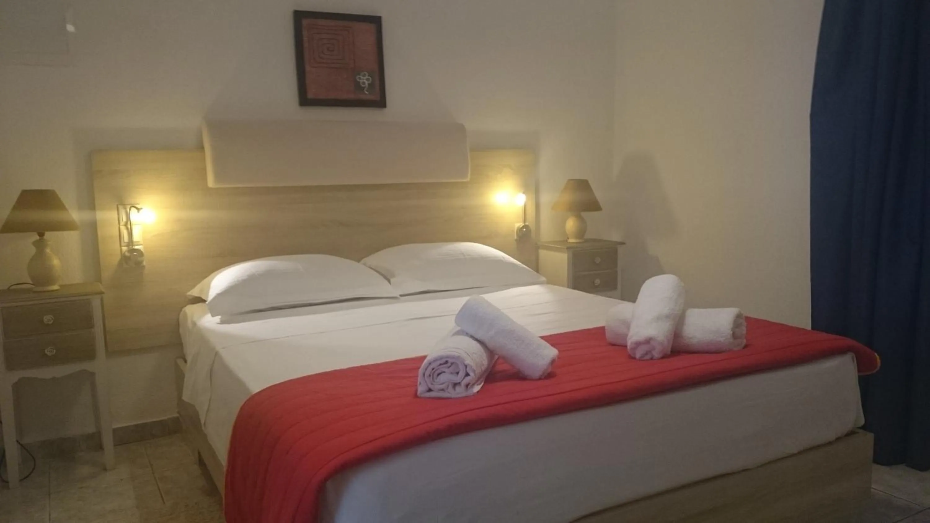 Bed in Hotel Petras Beach