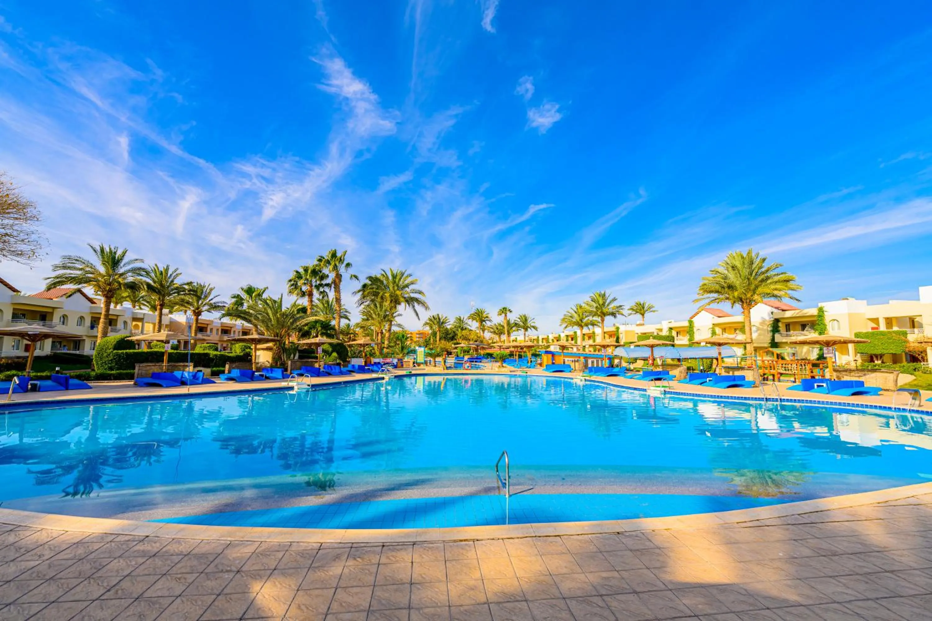 Day in Golden Beach Resort