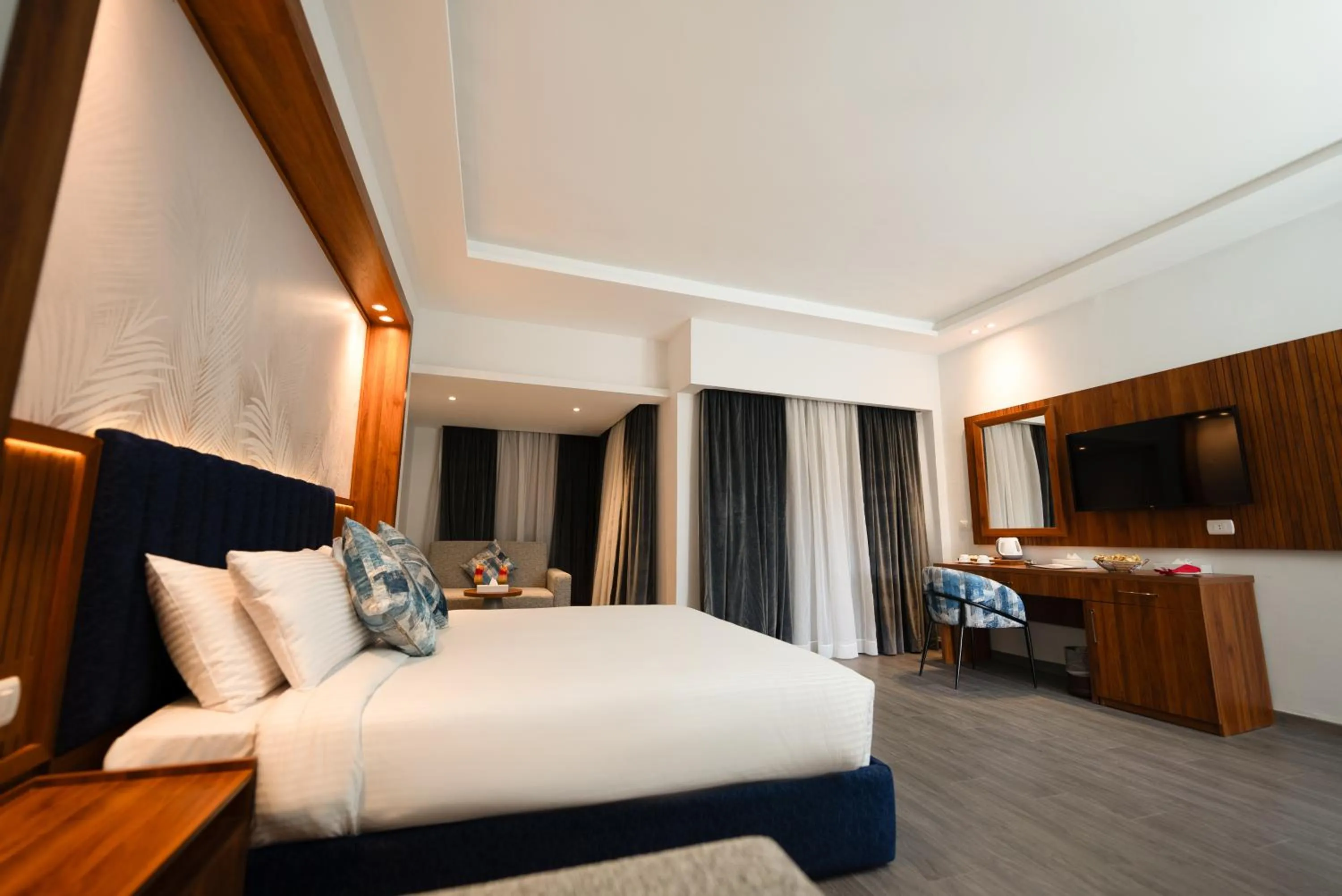 Photo of the whole room, Bed in Golden Beach Resort