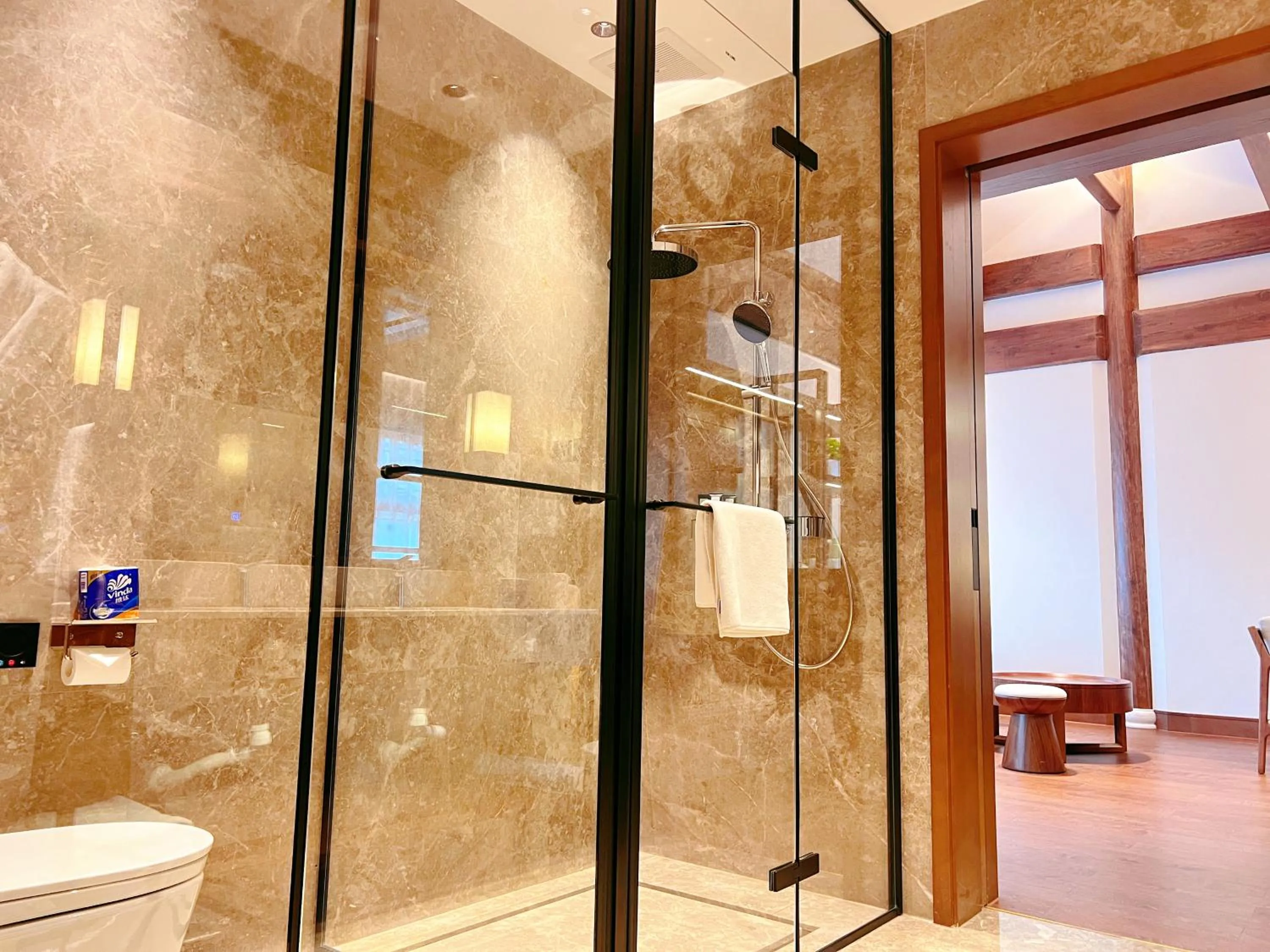 Bathroom in Jingshan Garden Hotel