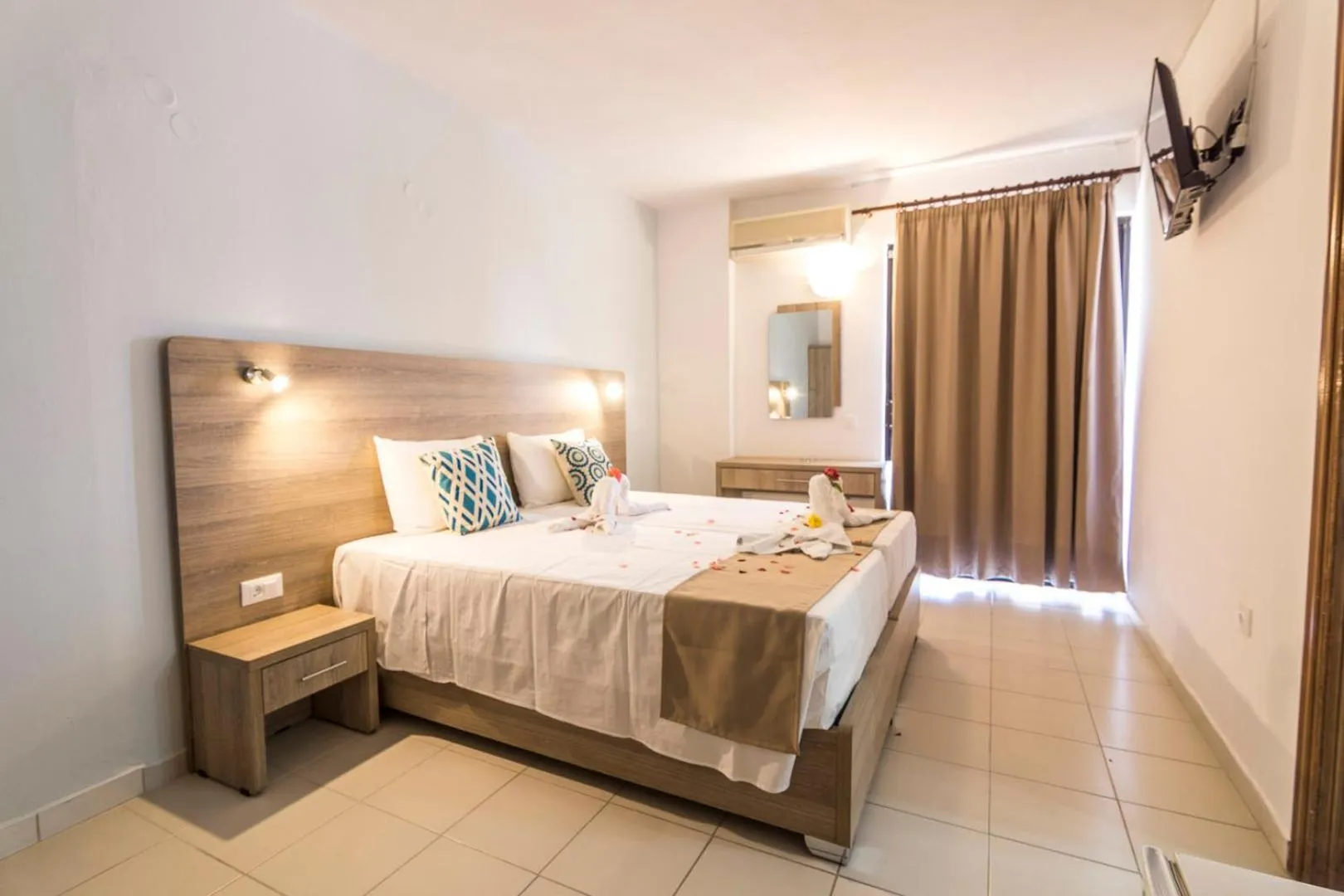 Bedroom in Tivoli Hotel