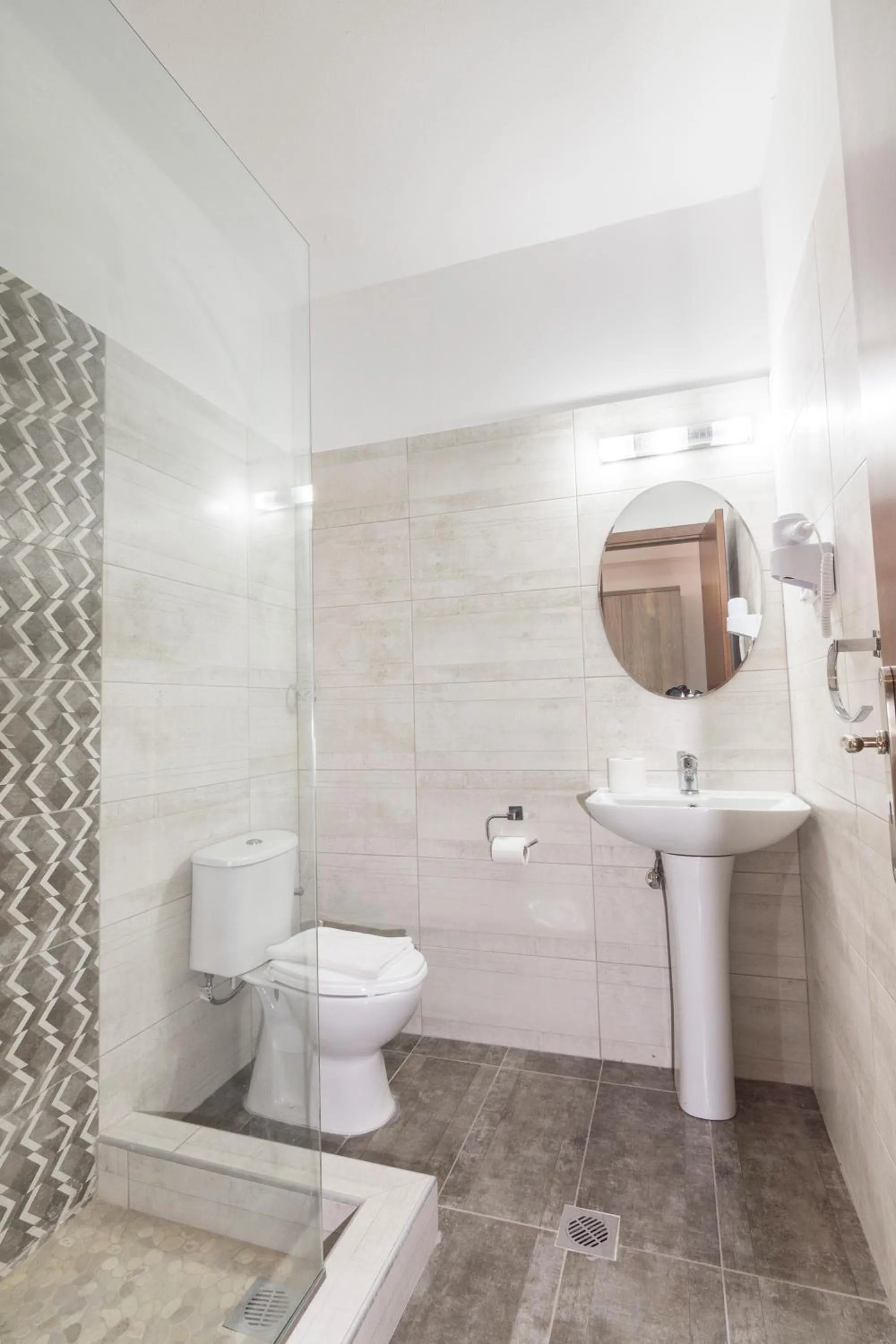 Bathroom in Tivoli Hotel