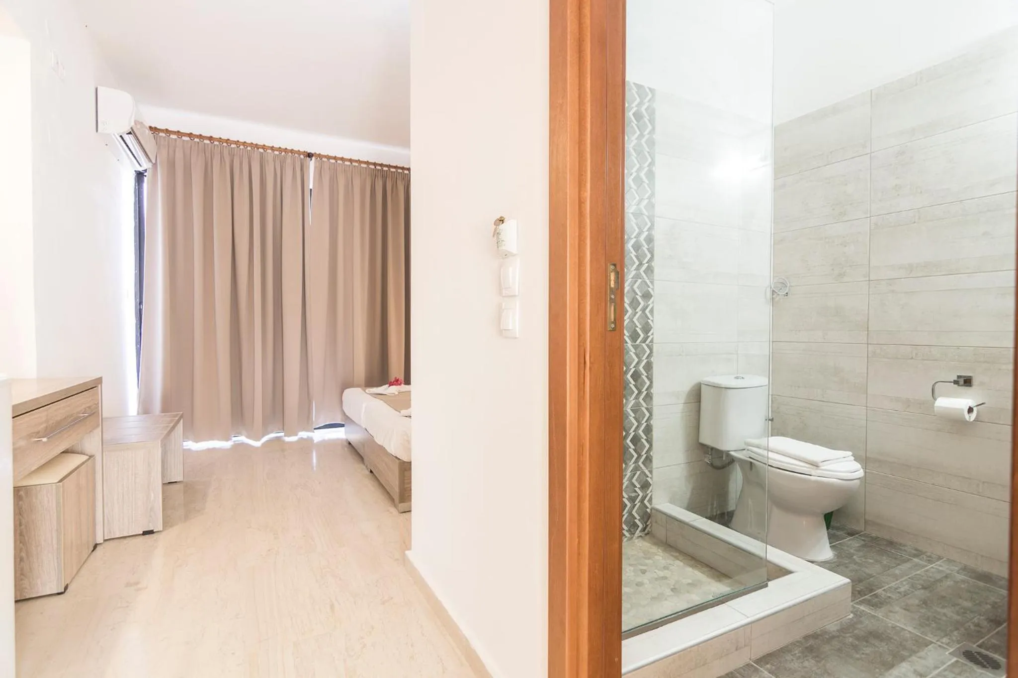 Bathroom in Tivoli Hotel