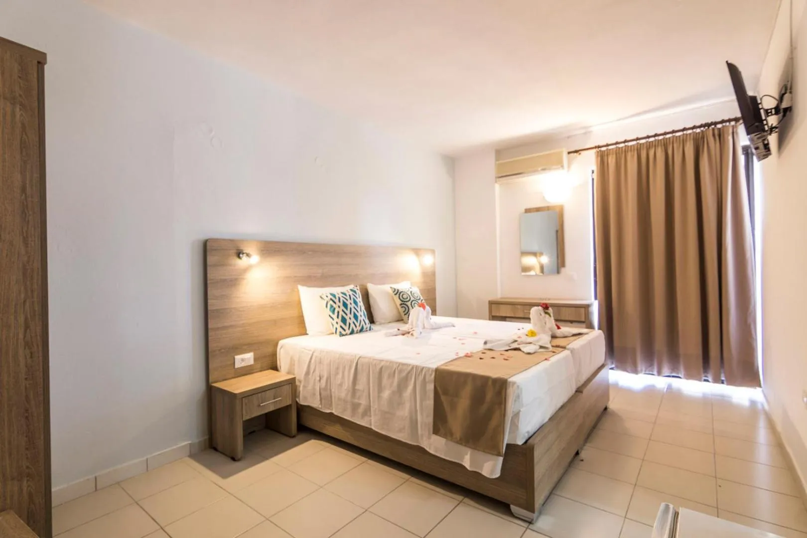 Bedroom in Tivoli Hotel