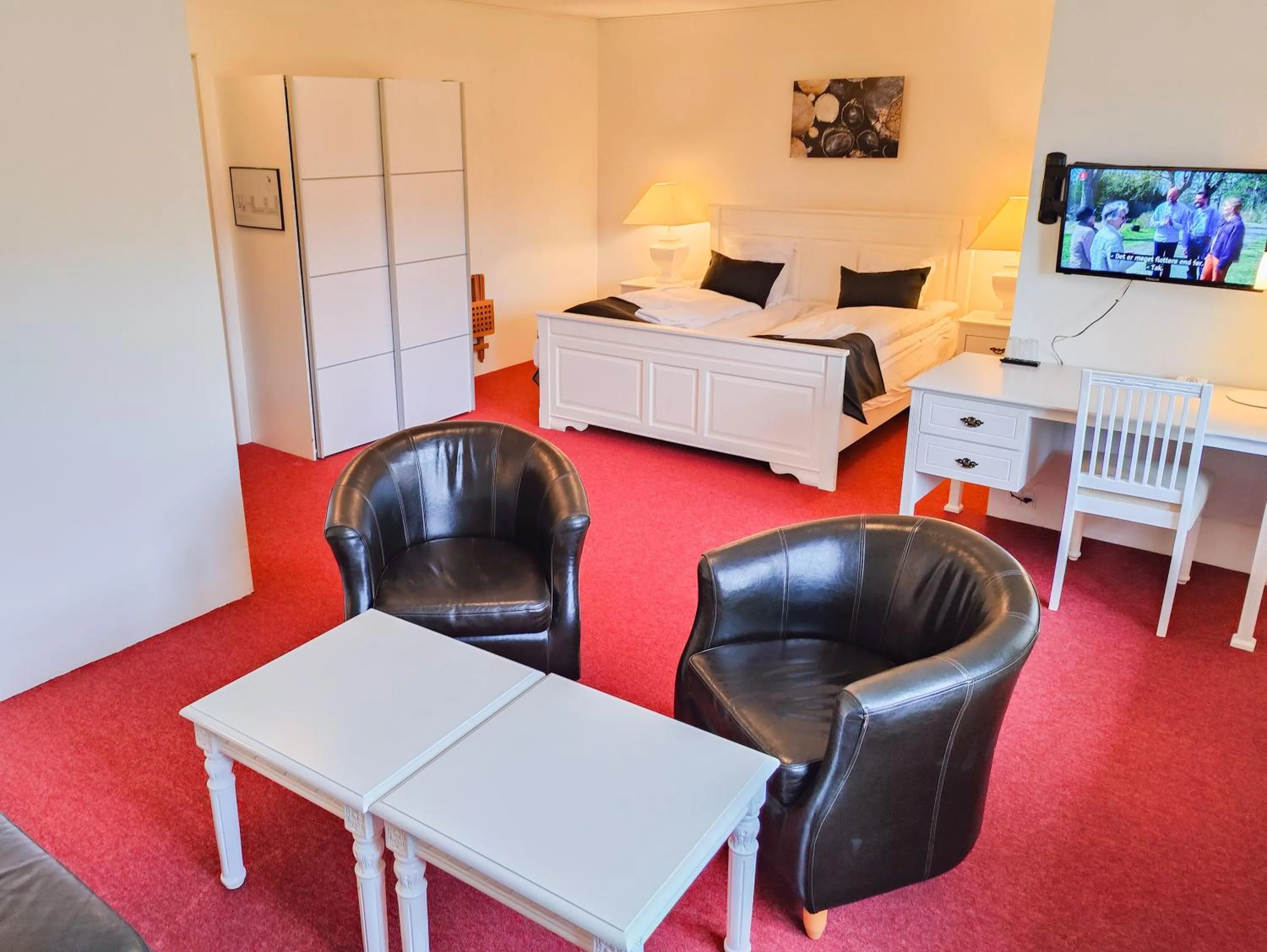 Bed in Rønnes Hotel