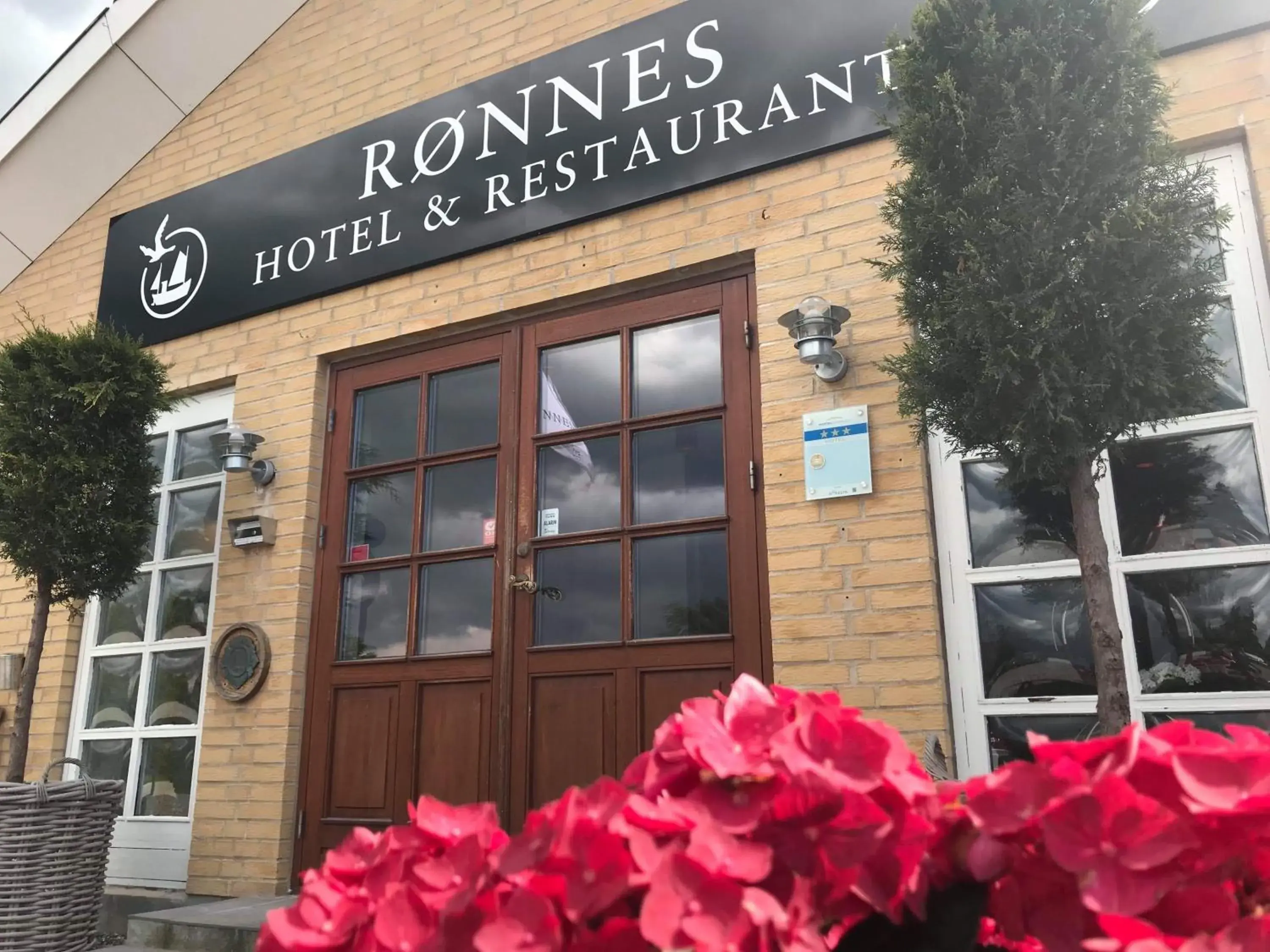 Rønnes Hotel Rønnes Hotel