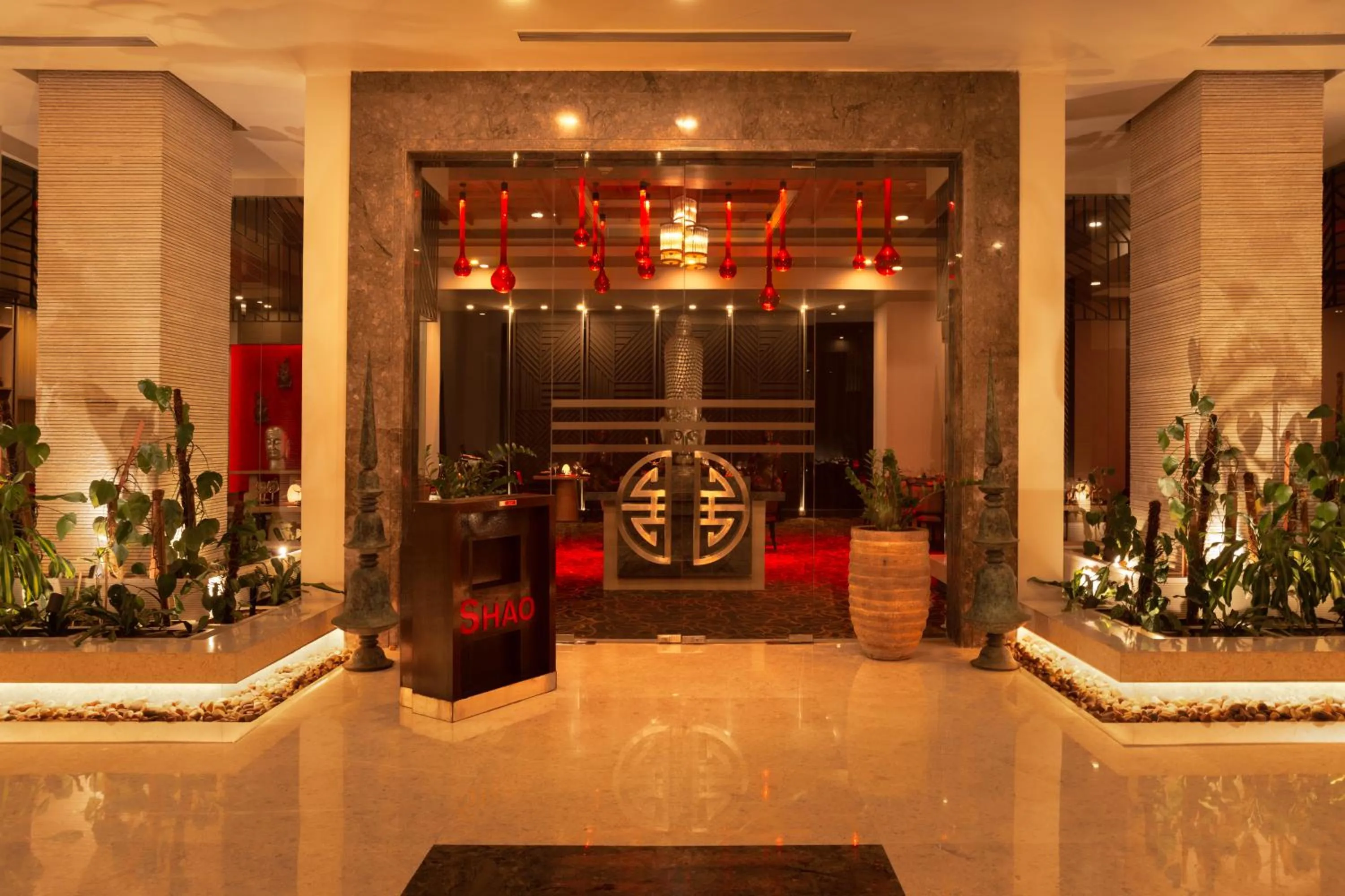 Restaurant/places to eat in Radisson Blu Bengaluru Outer Ring Road