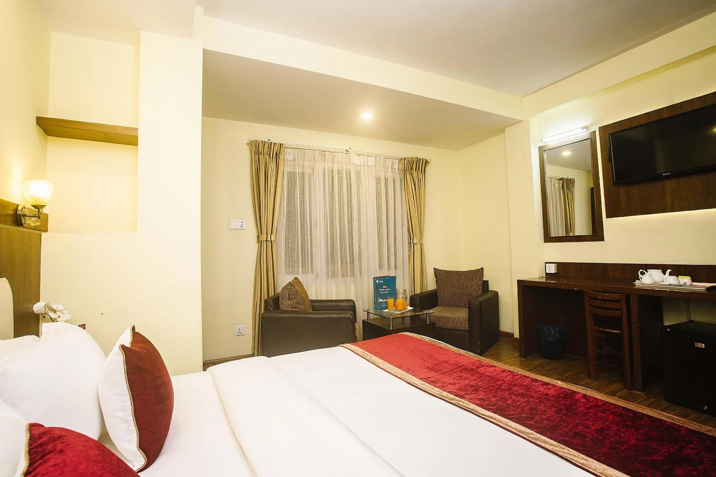 Bedroom, Bed in Backyard Hotel