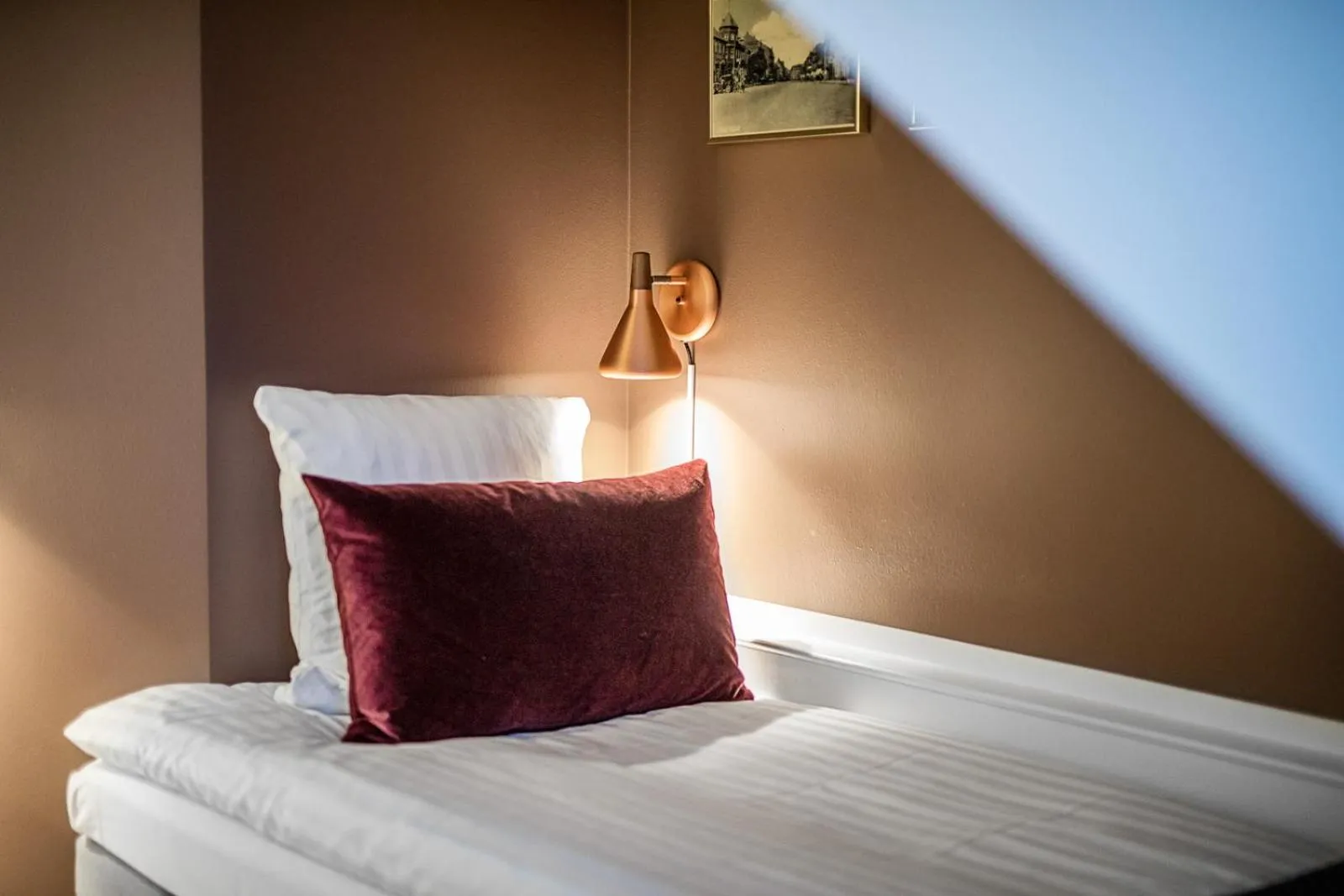 Bed in Hotel Sidesporet