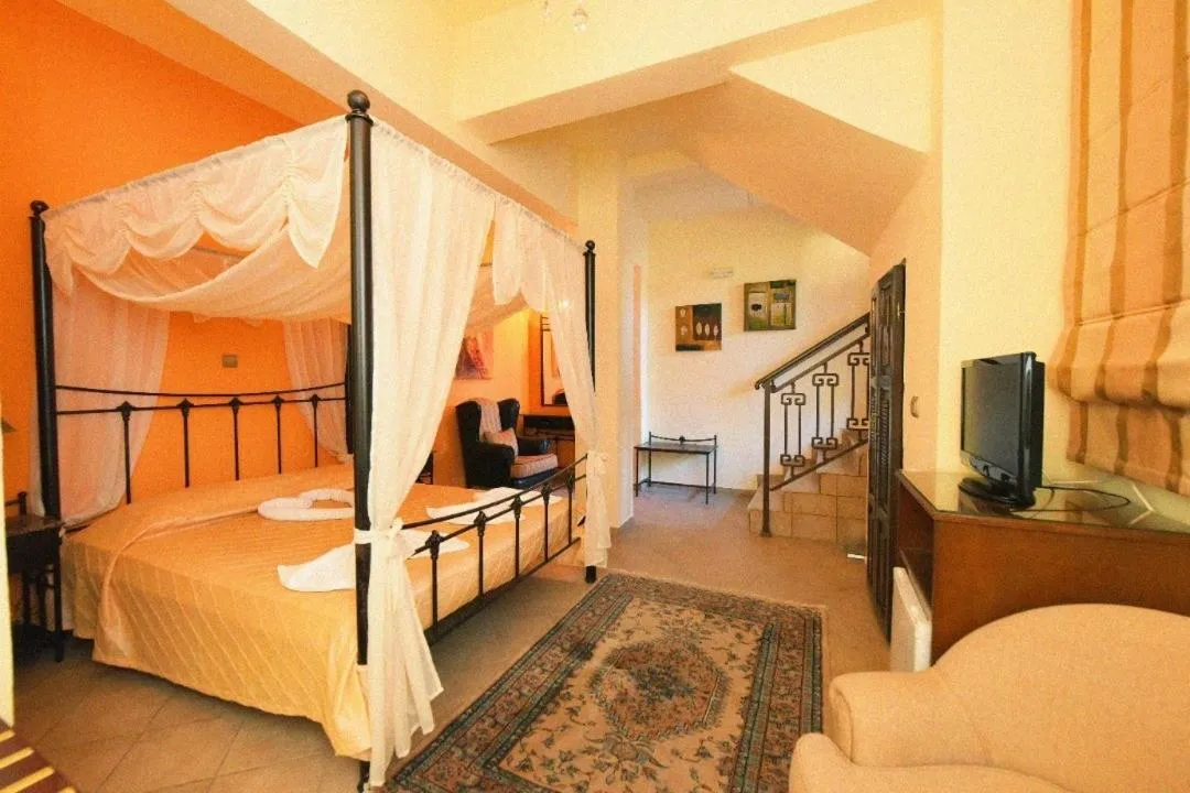 Photo of the whole room, Bed in Paris Hotel