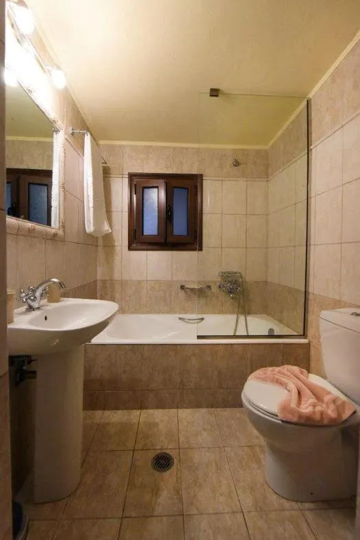 Bathroom in Paris Hotel