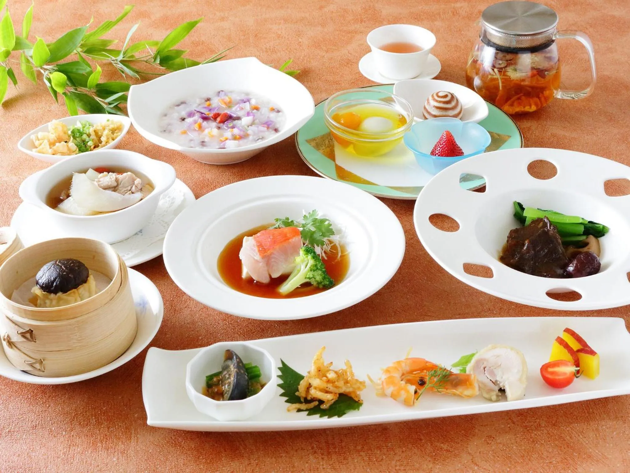 Food and drinks in Hotel Crown Palais Hamamatsu