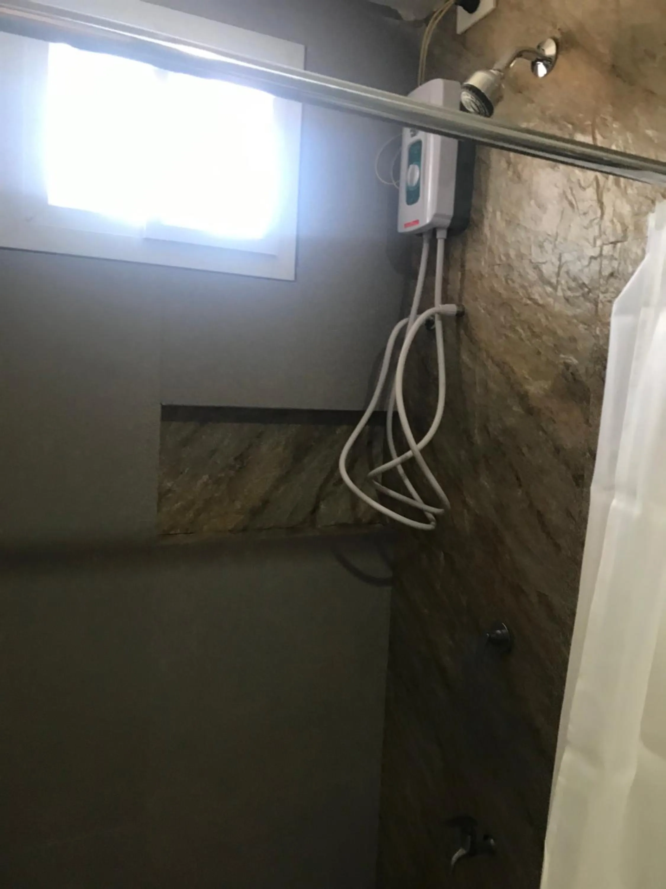 Seabreeze Beach Lodge