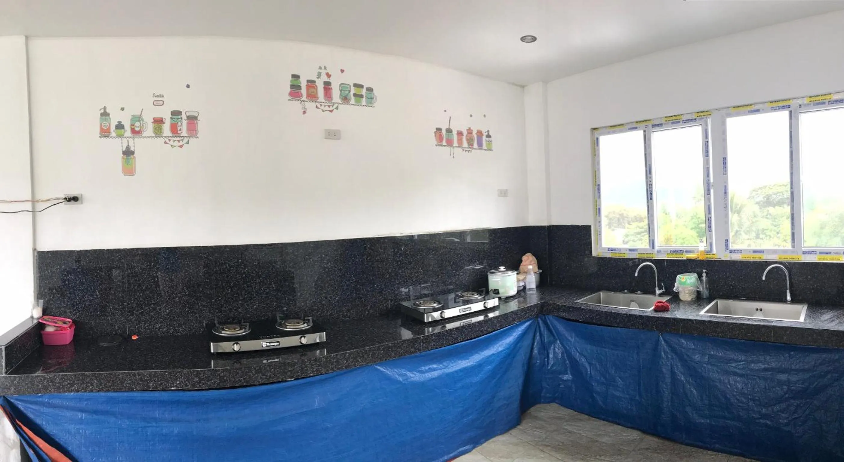 Seabreeze Beach Lodge