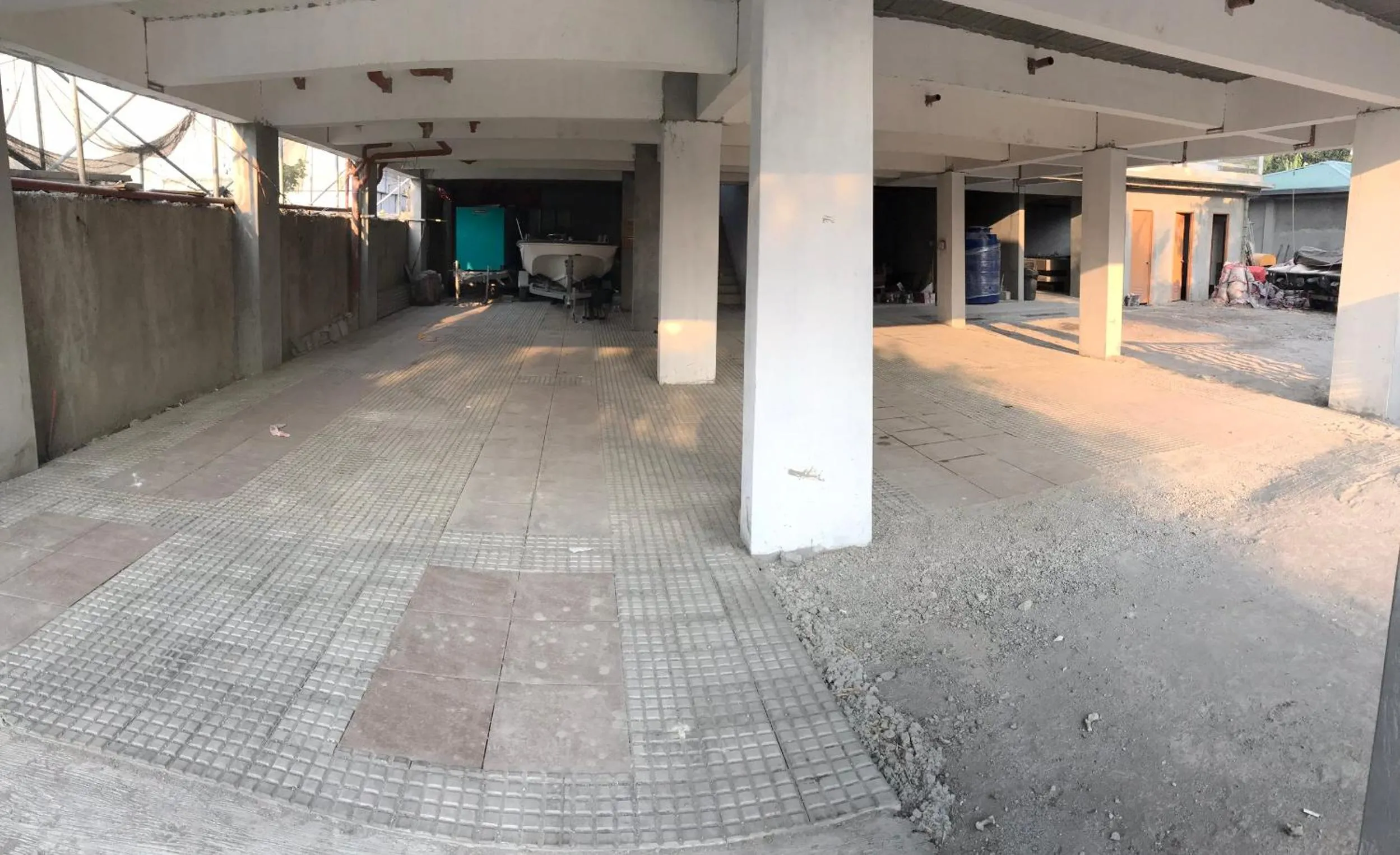 Seabreeze Beach Lodge