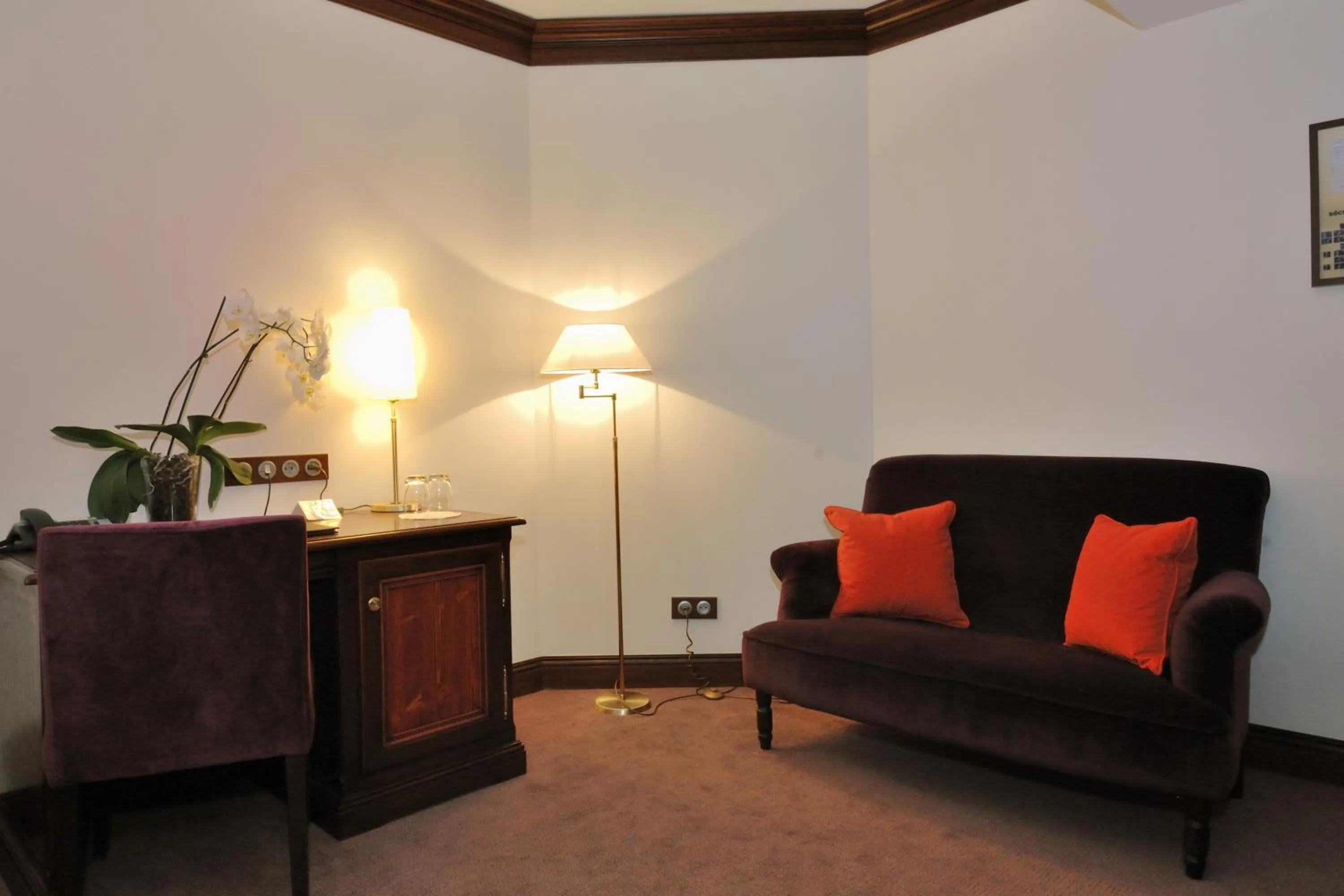 Photo of the whole room in Chez Jean