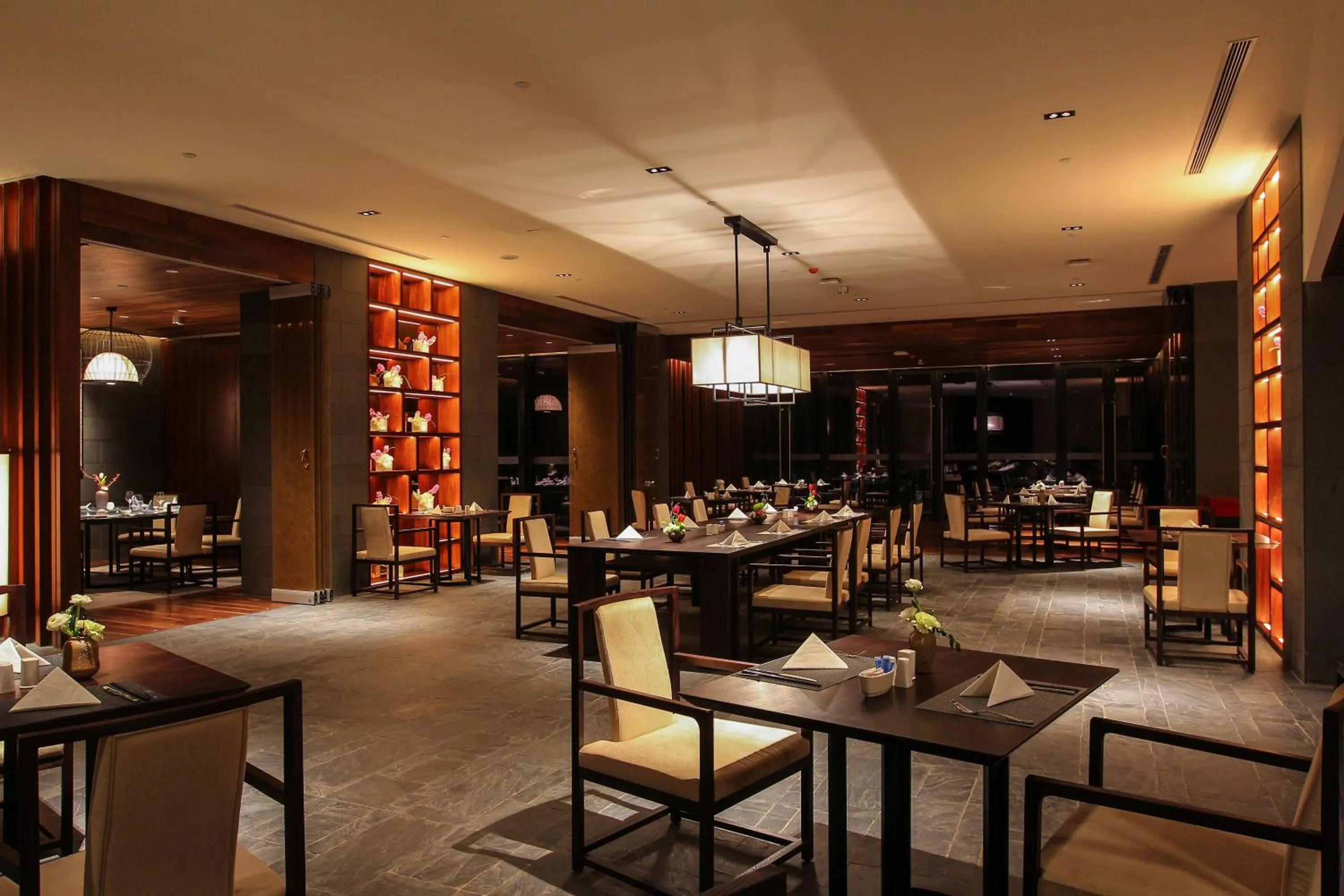 Restaurant/places to eat in Jinshuo Holiday Hotel