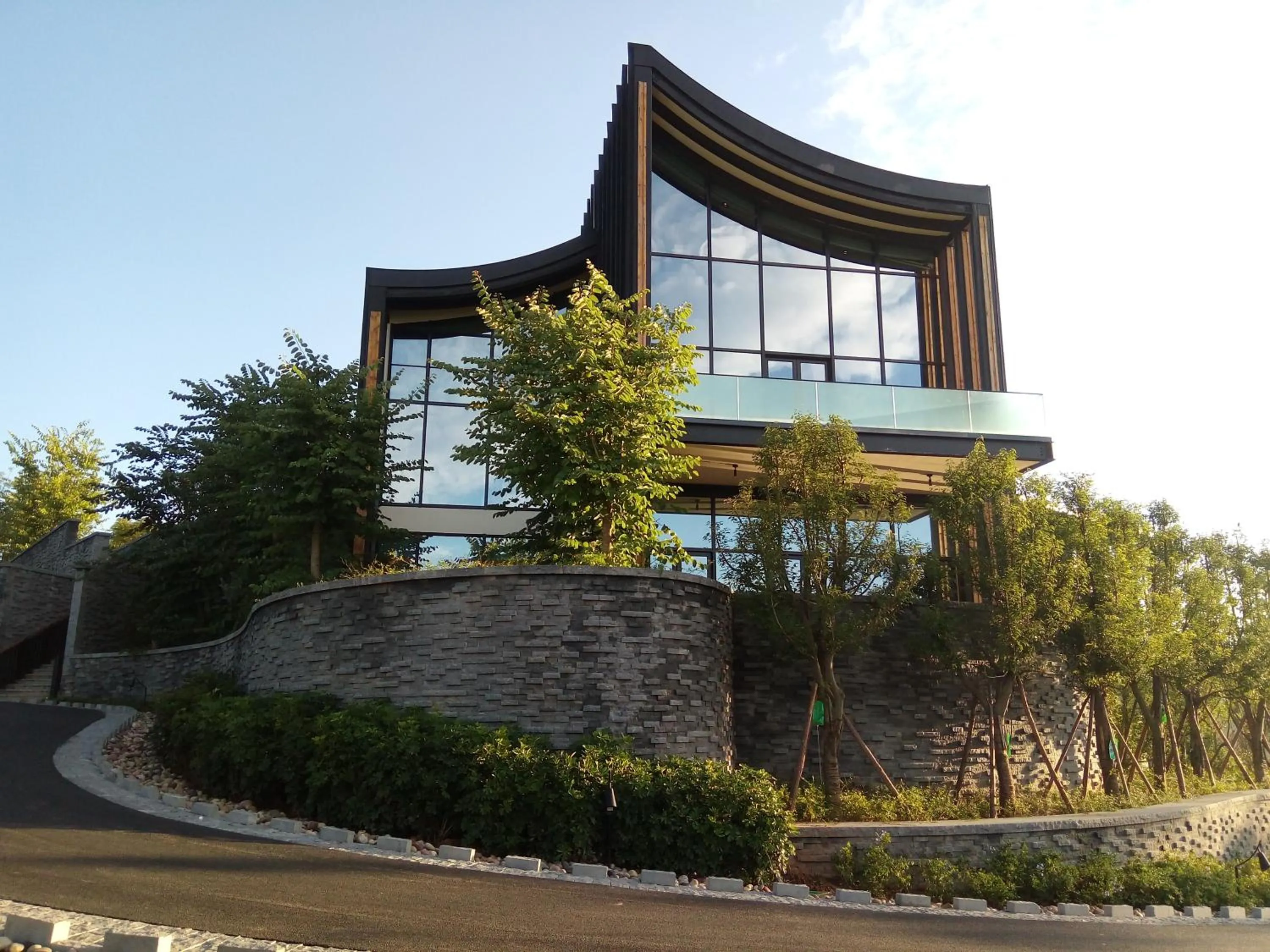 Property building in Jinshuo Holiday Hotel