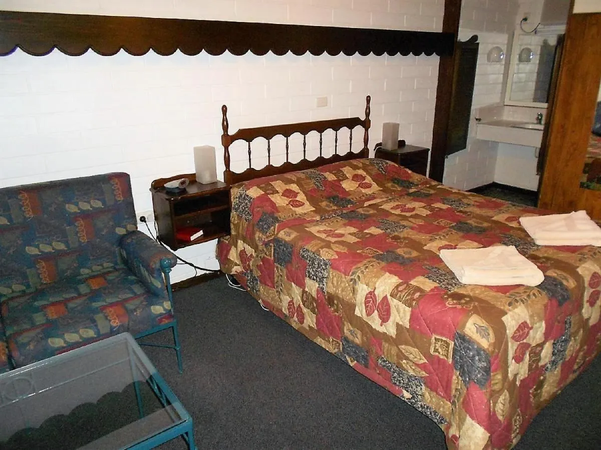Bed in Bordertown Motel
