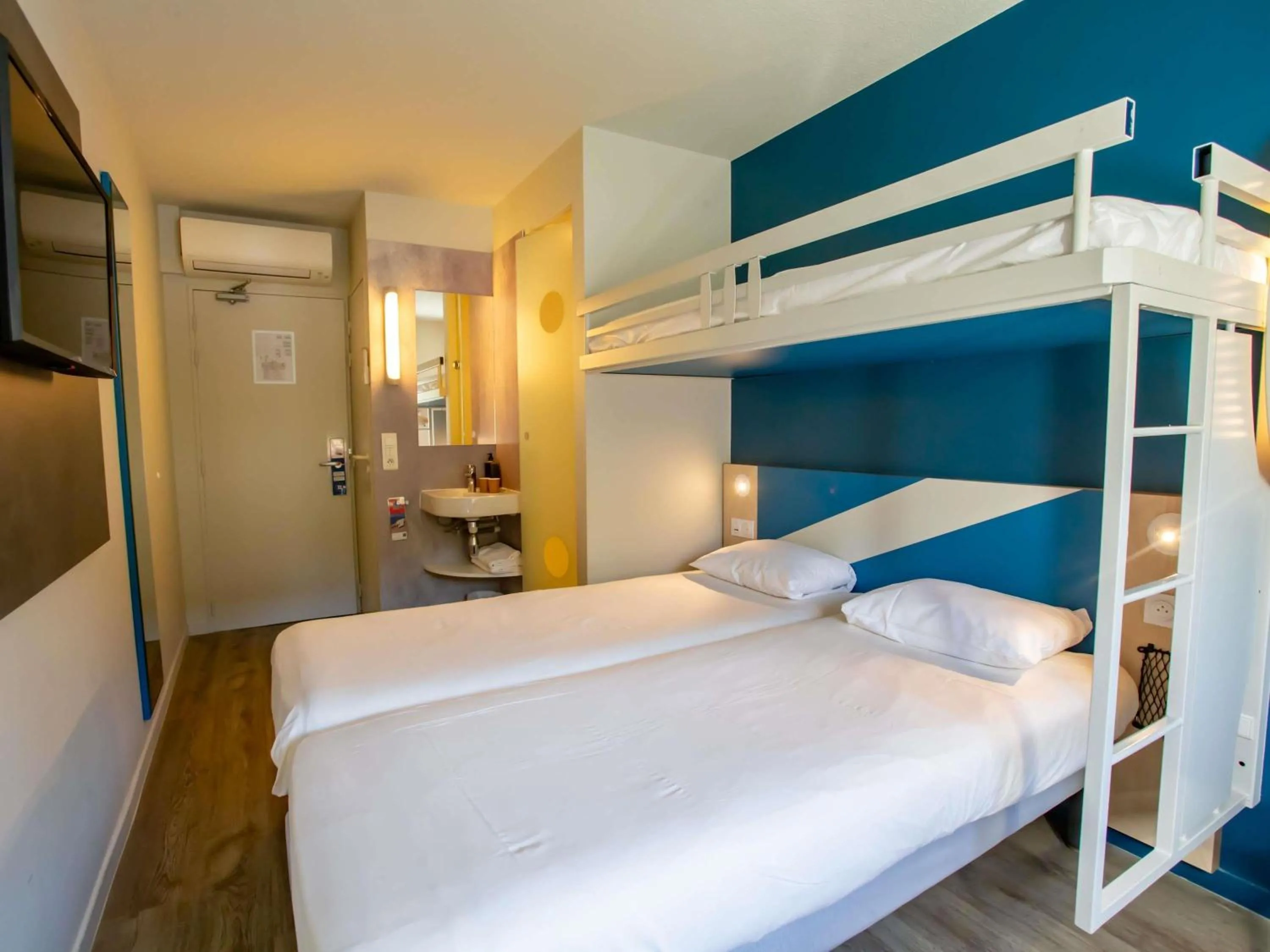 Bedroom, Bed in ibis budget Haguenau Strasbourg Nord