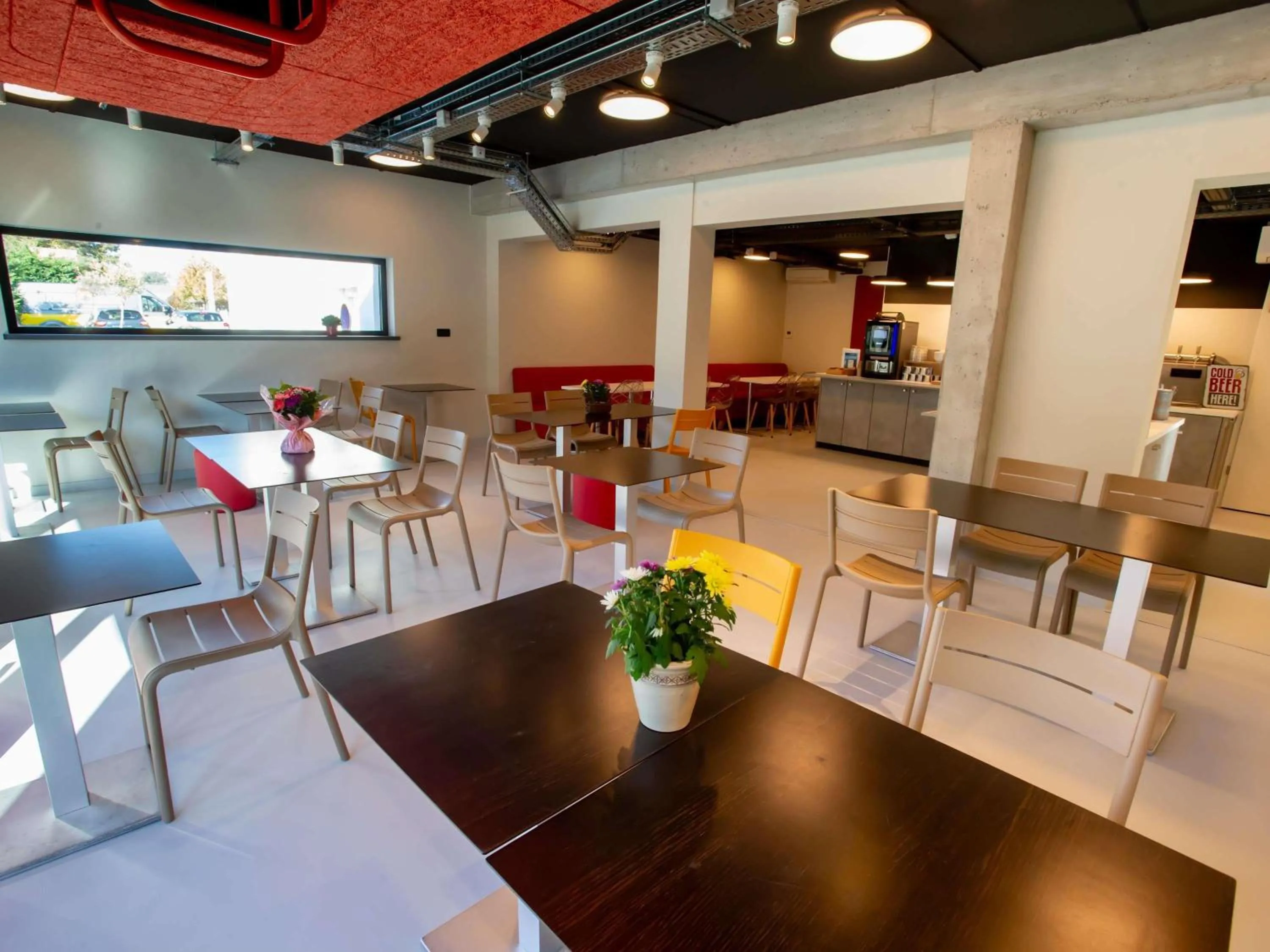 Restaurant/places to eat in ibis budget Haguenau Strasbourg Nord