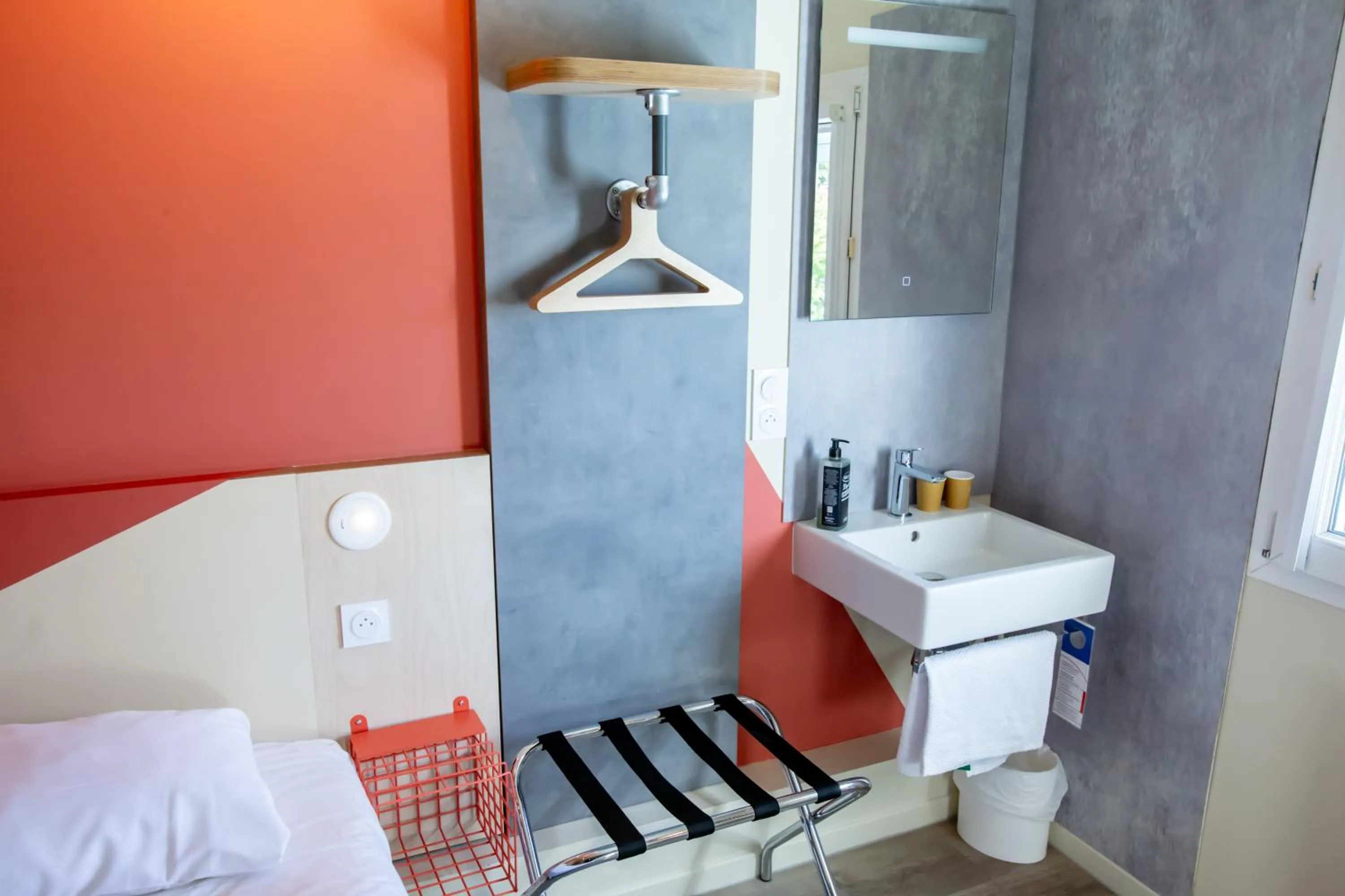 Bedroom, Bed in ibis budget Haguenau Strasbourg Nord