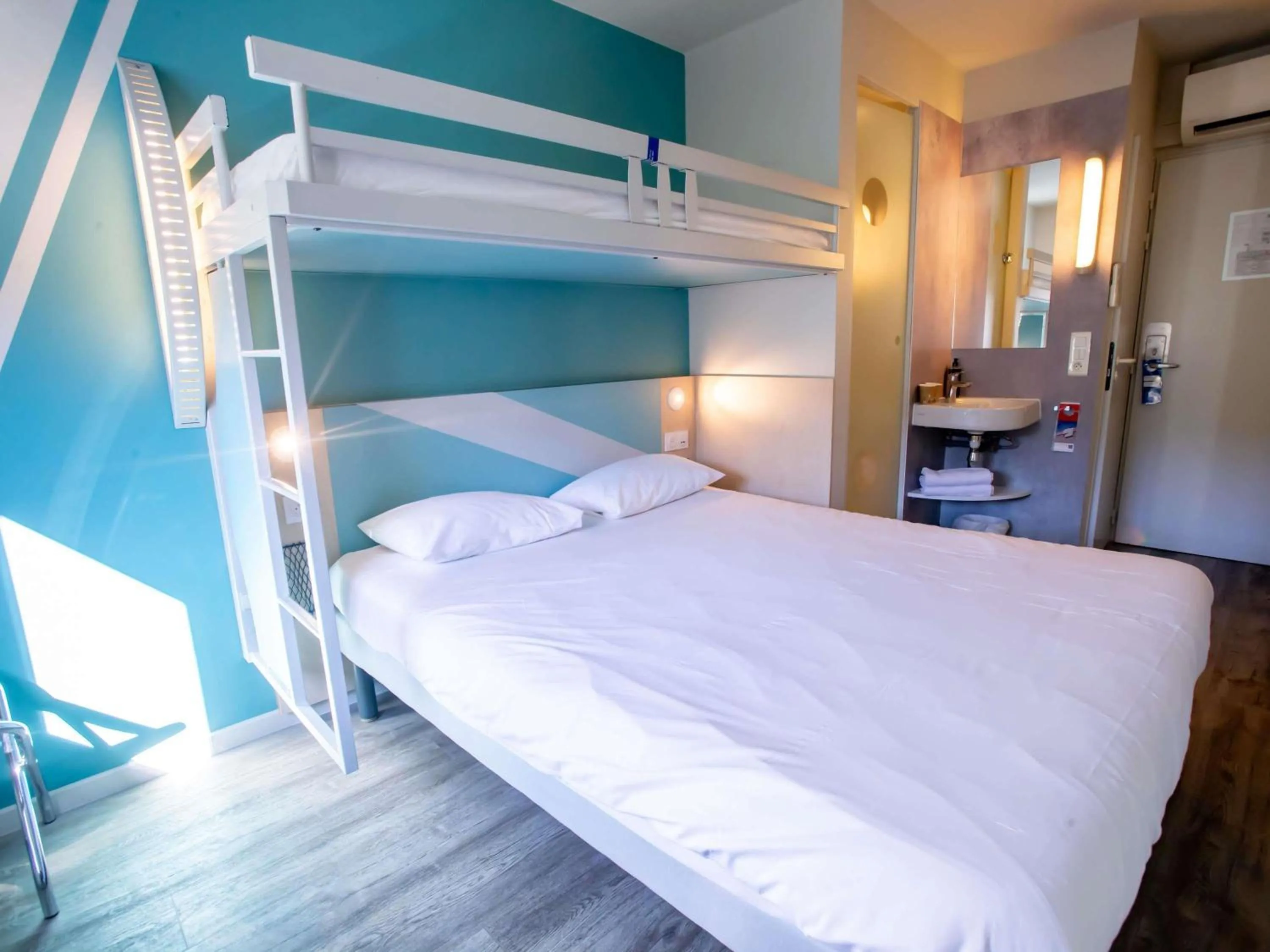 Bedroom, Bed in ibis budget Haguenau Strasbourg Nord