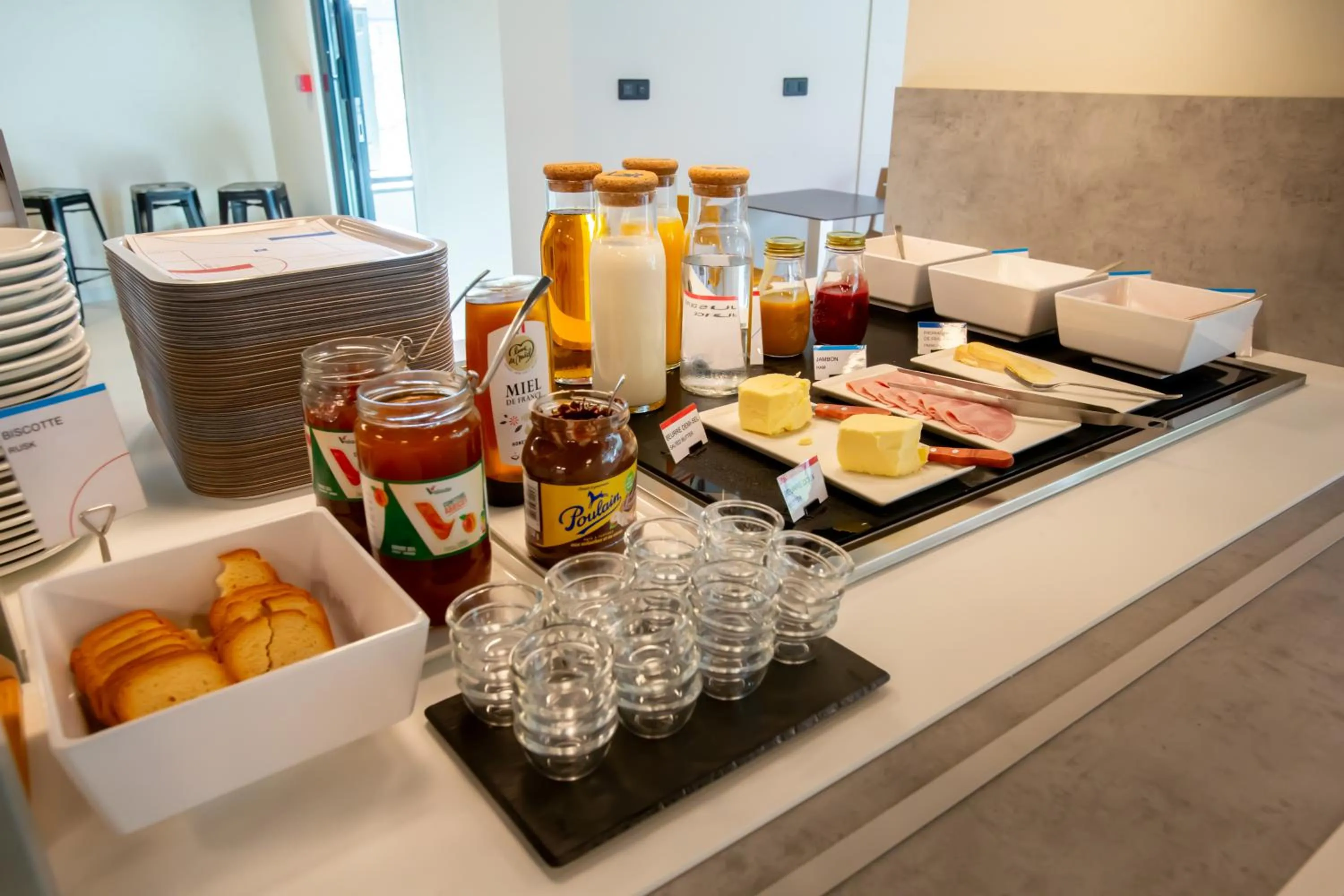 Breakfast in ibis budget Haguenau Strasbourg Nord
