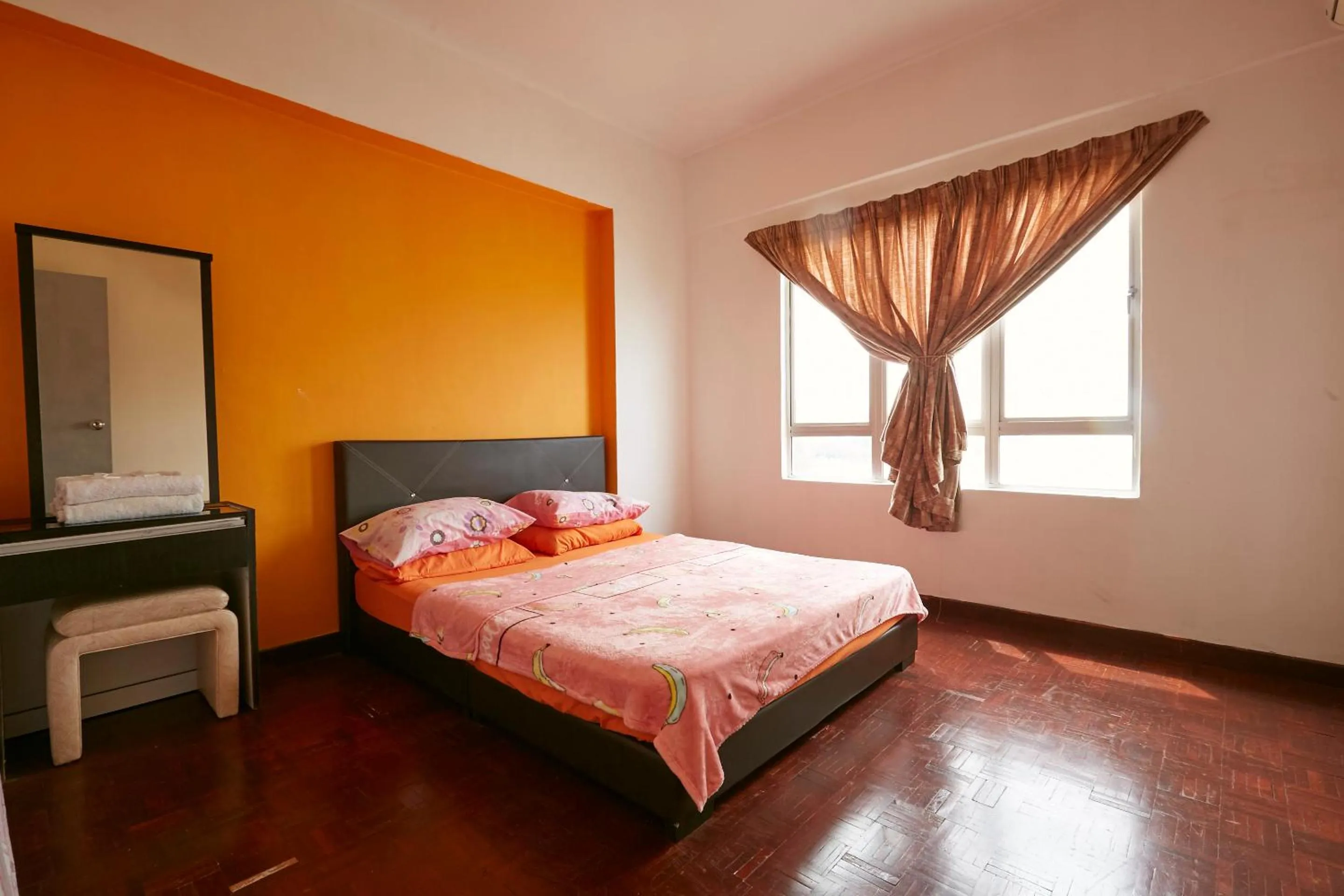 Bedroom, Bed in JC Private Apartment Sunshine Bay