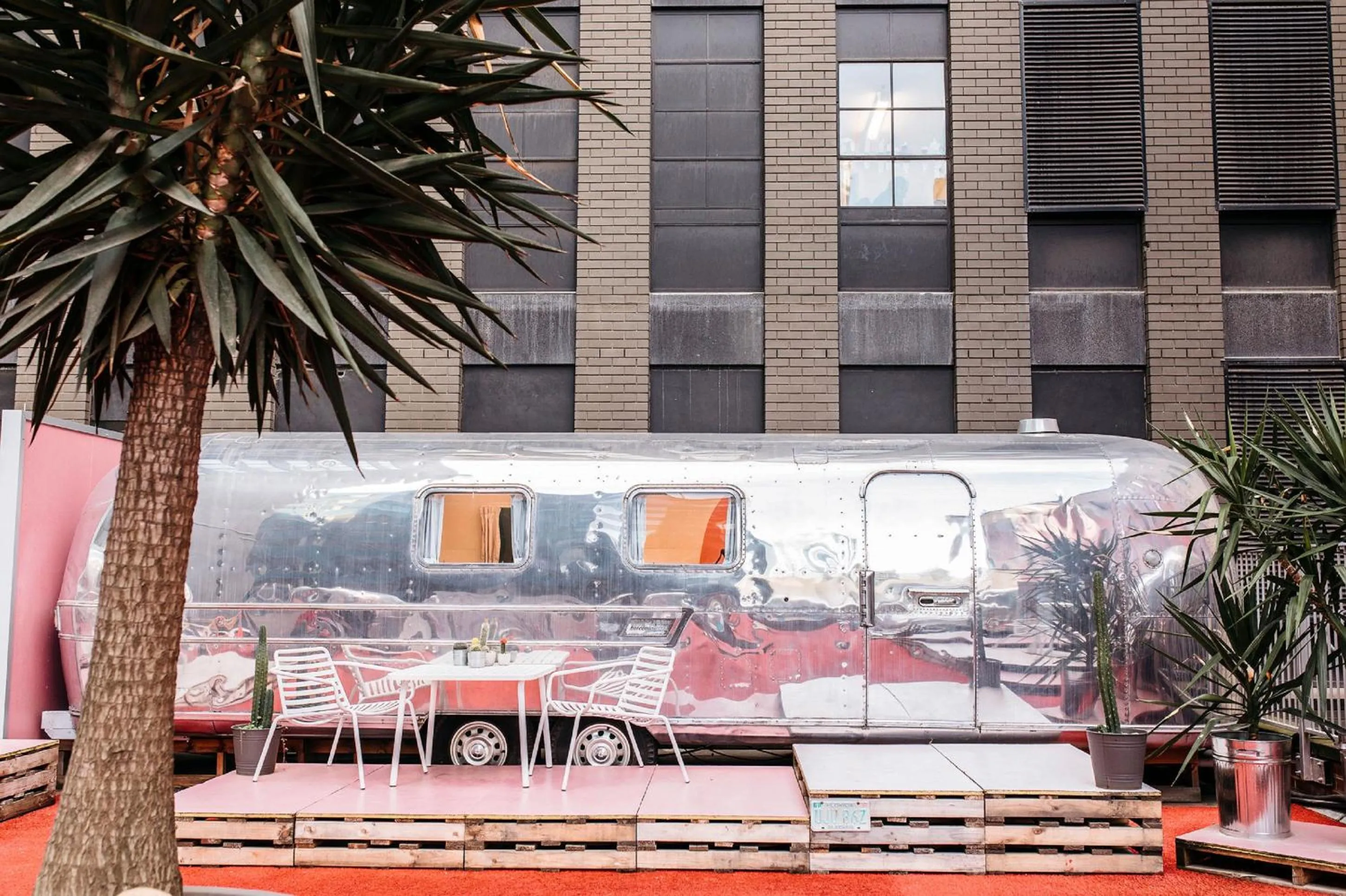 Photo of the whole room in Hotel No