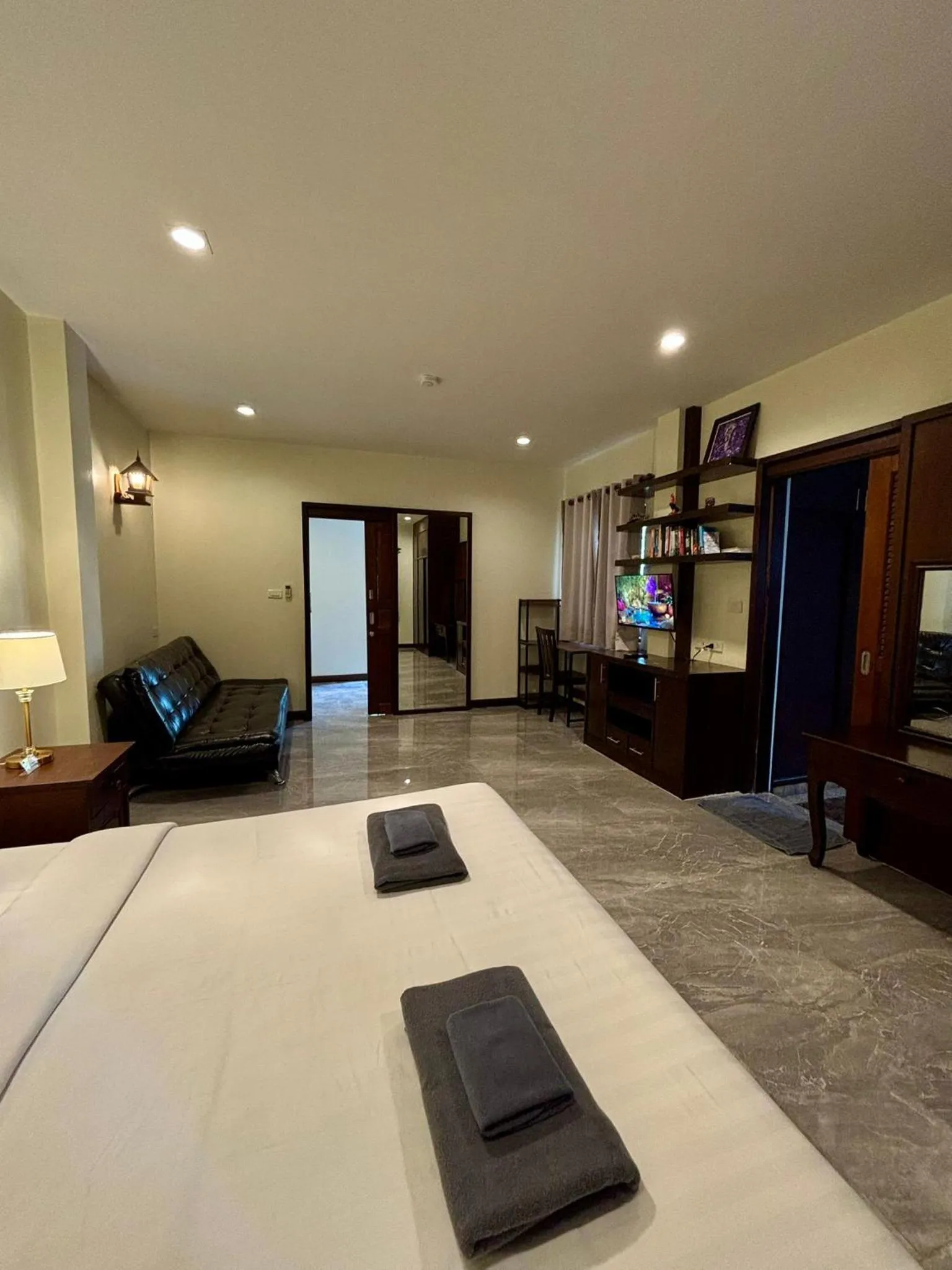 Bed in Shanti Boutique Hotel