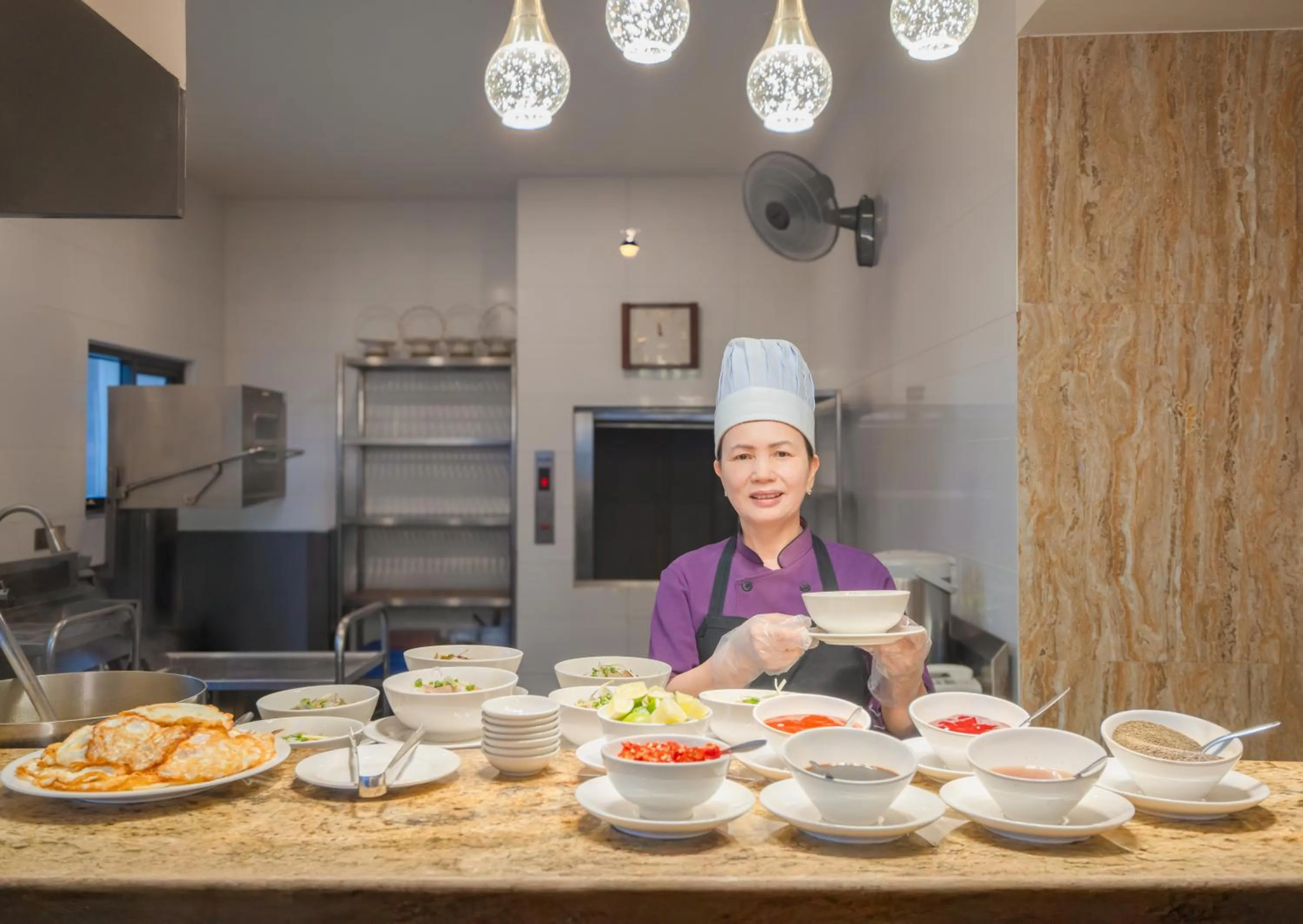 Restaurant/places to eat in V Hotel Nha Trang