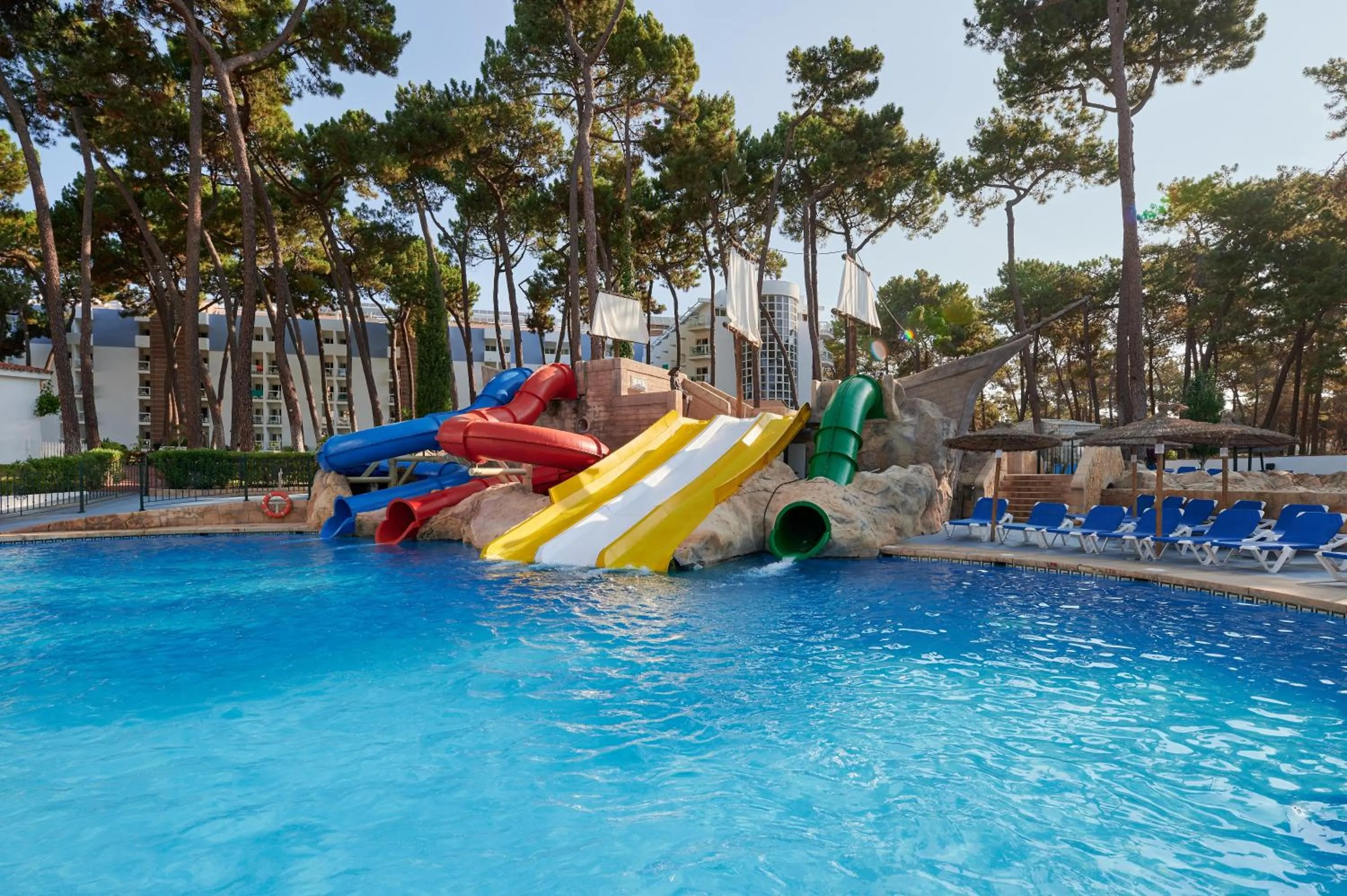 Aqua park in AluaSun Marbella Park