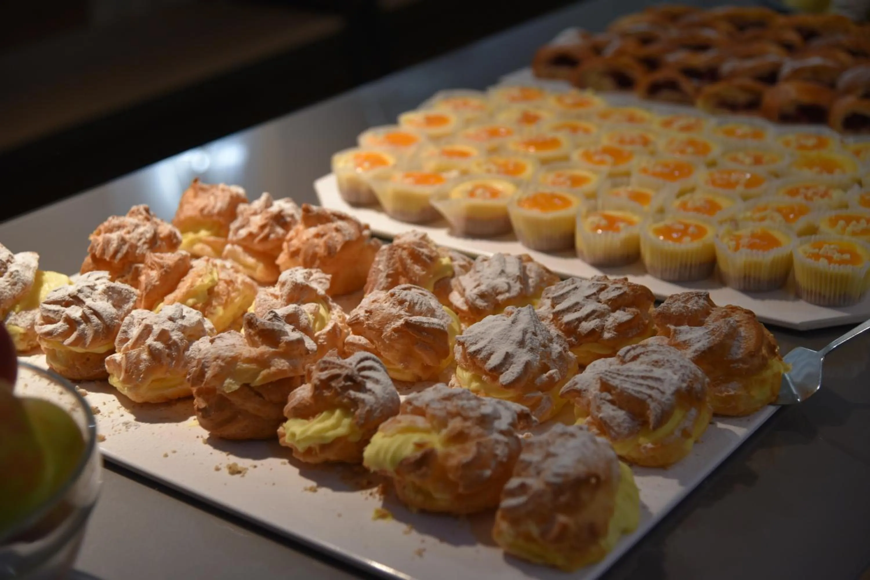 Buffet breakfast in Aparthotel Vucko