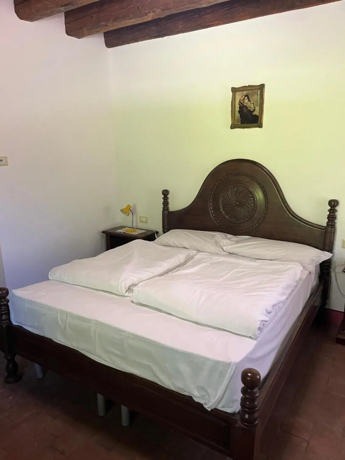 Triple Room with Terrace in Agriturismo Antiche Mura Triple Room with Terrace in Agriturismo Antiche Mura