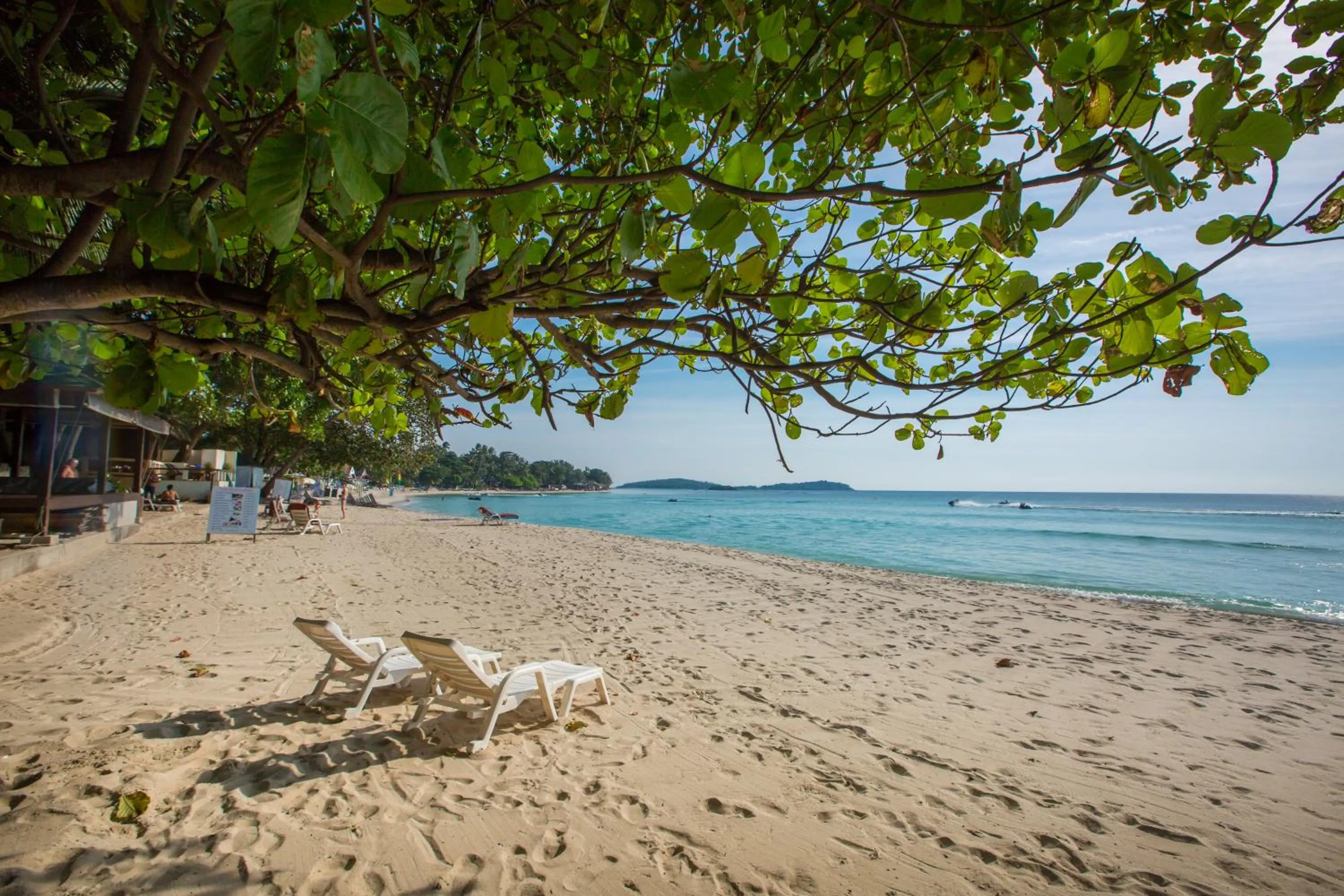 Beach in Long Beach Lodge, Chaweng Beach, Koh Samui