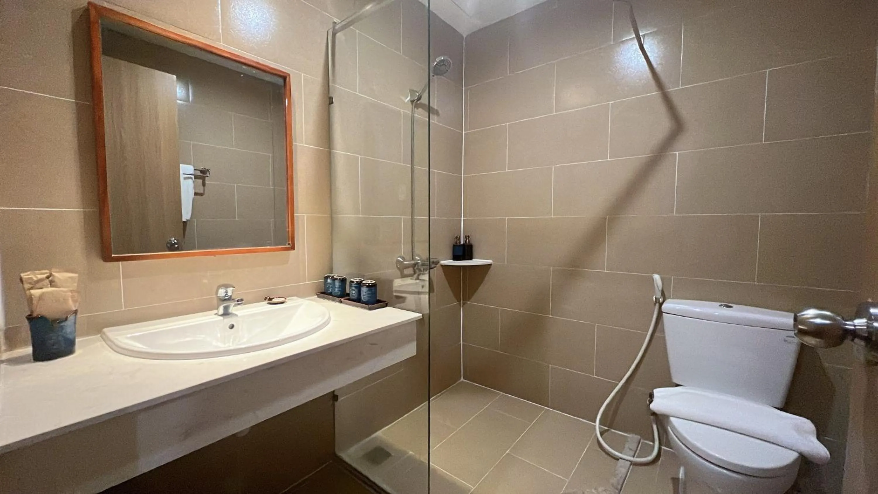 Shower in Tom Hill Boutique Resort & Spa - Sea View