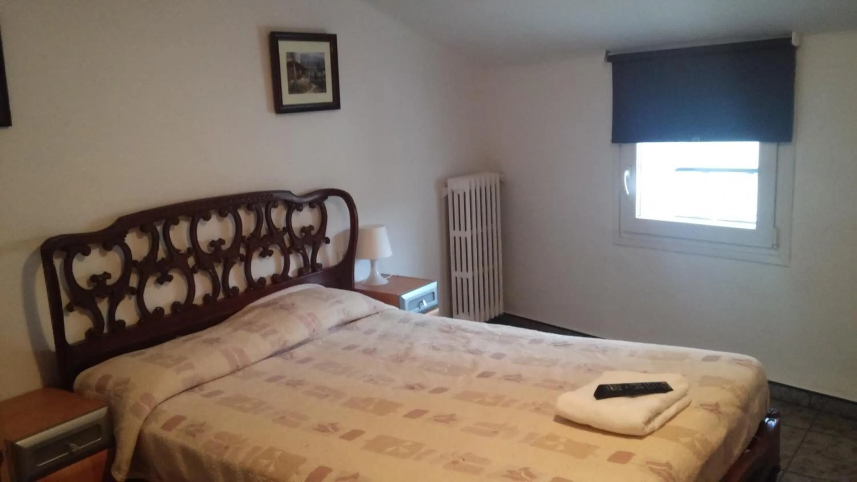 Decorative detail, Bed in Hostal Porta De Núria