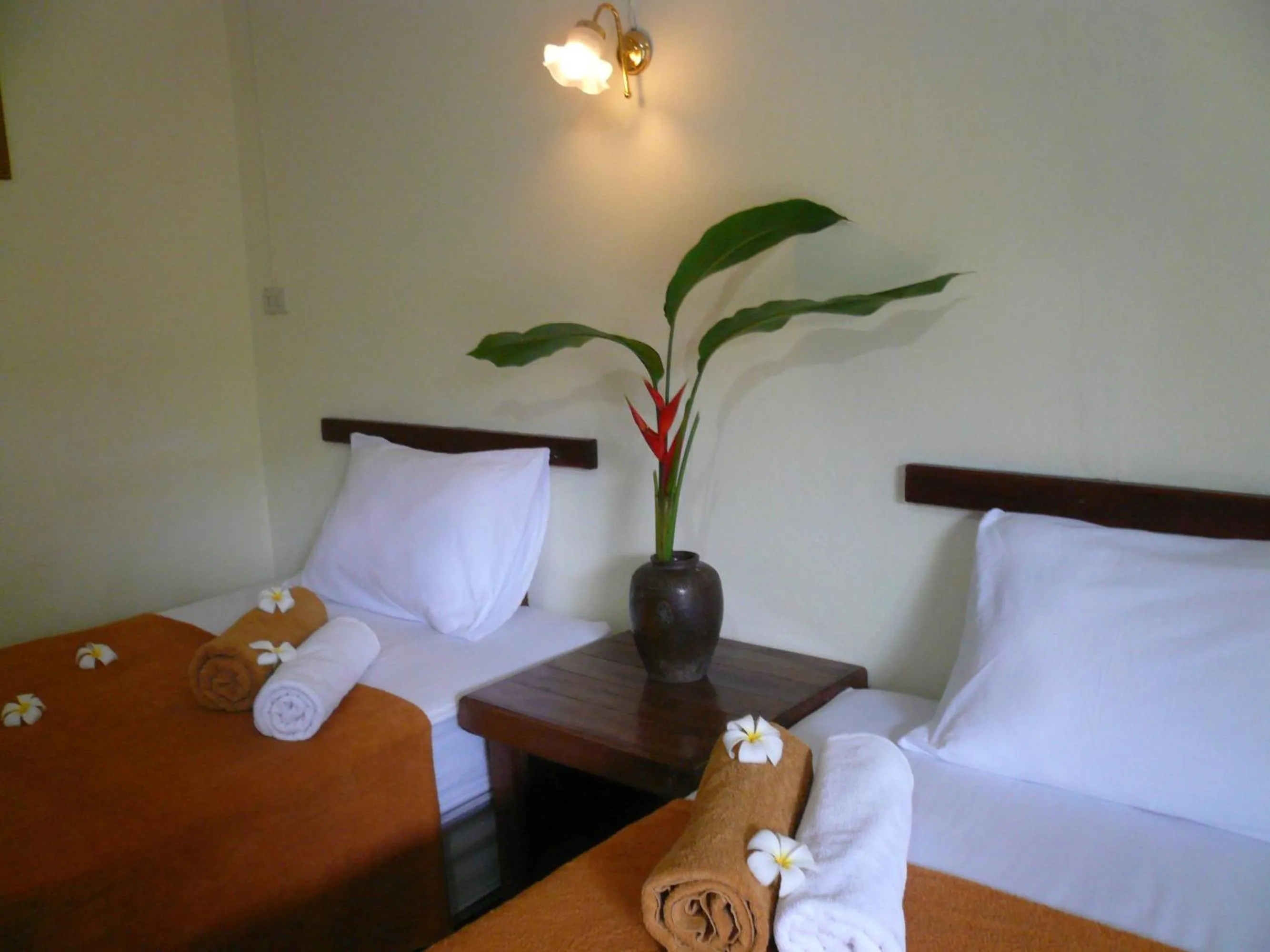 Bed in Baan Lamai Resort