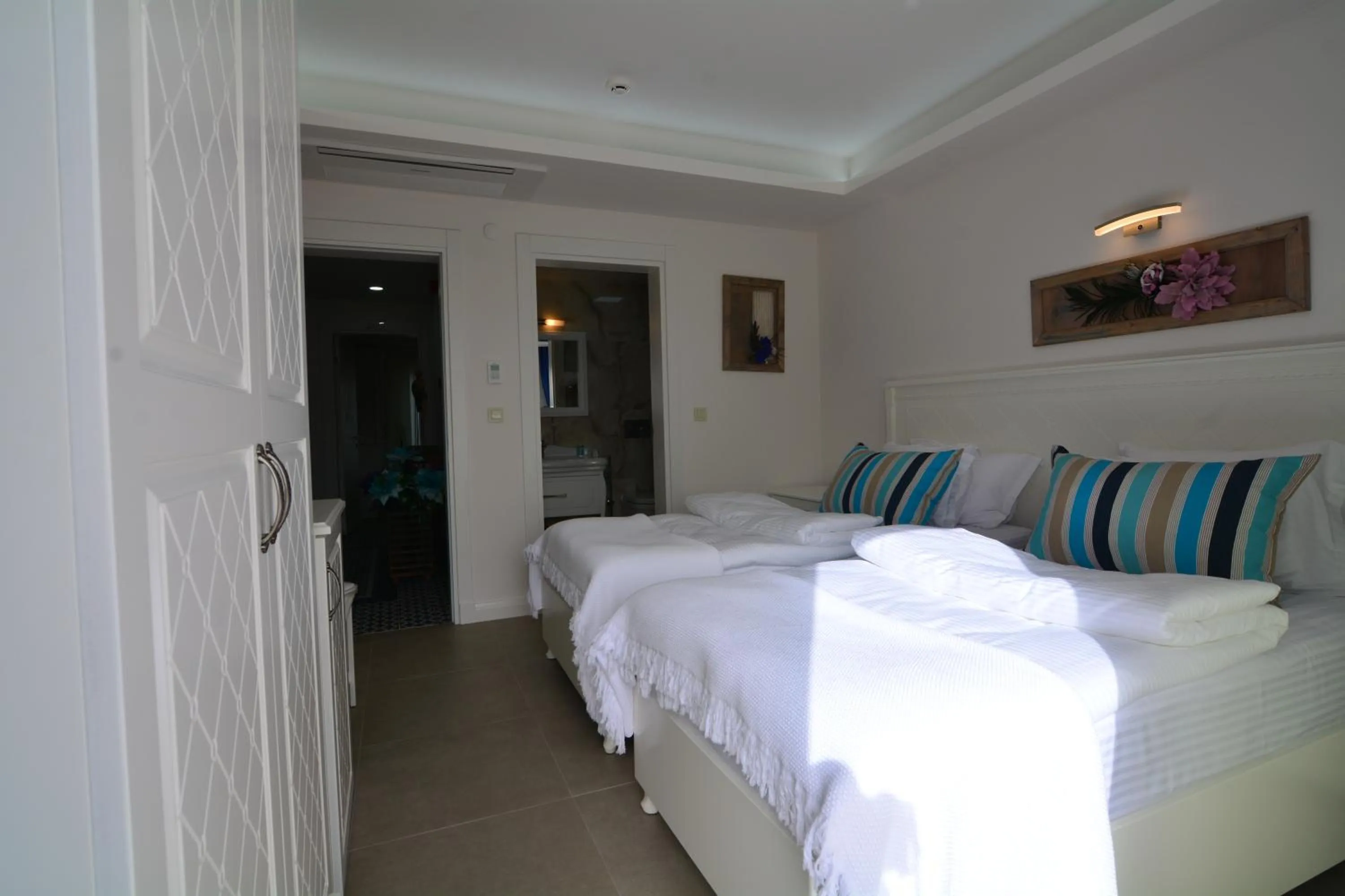 Bed in Dalyan Risus Suite