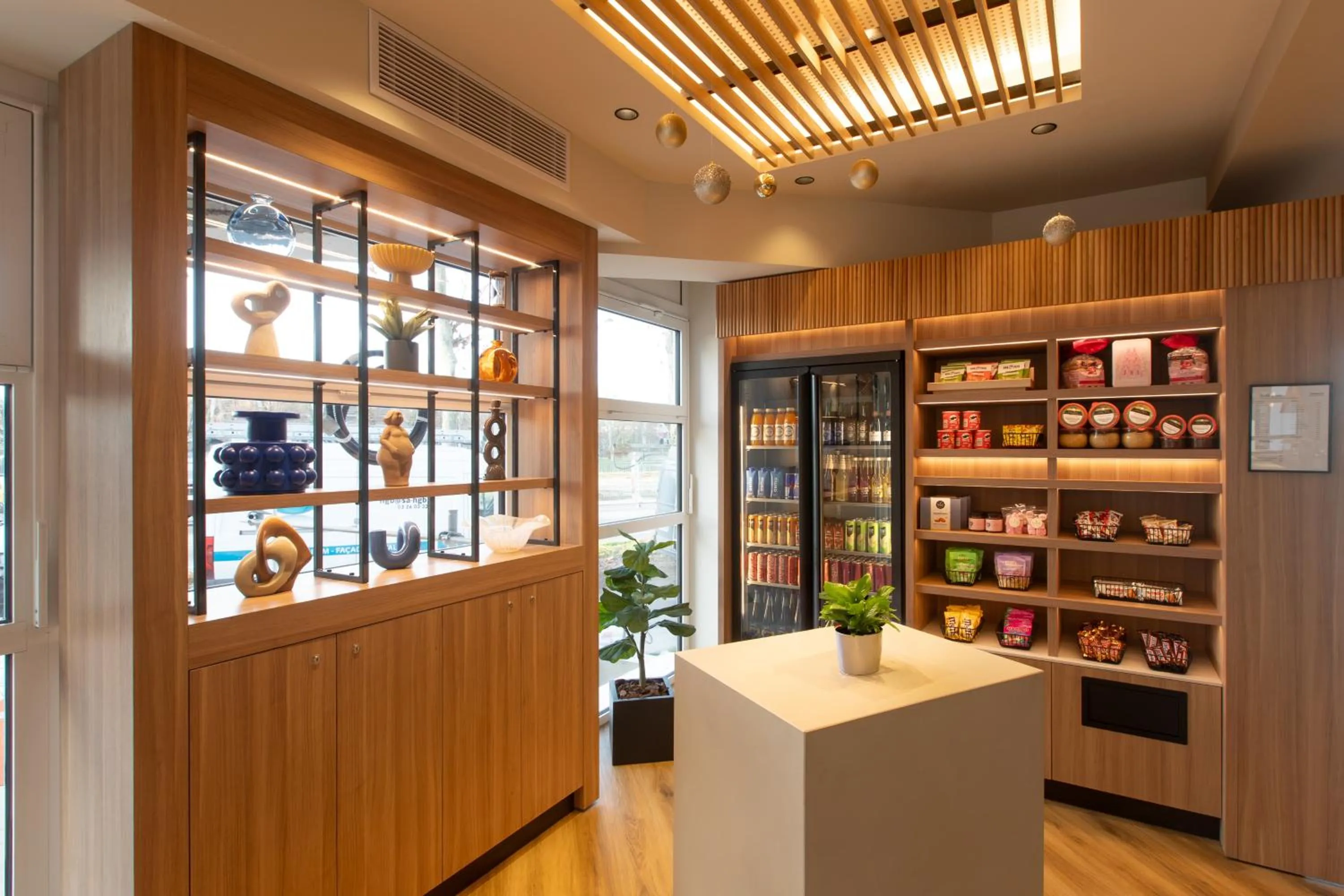 Campanile Reims Centre - Cathedrale