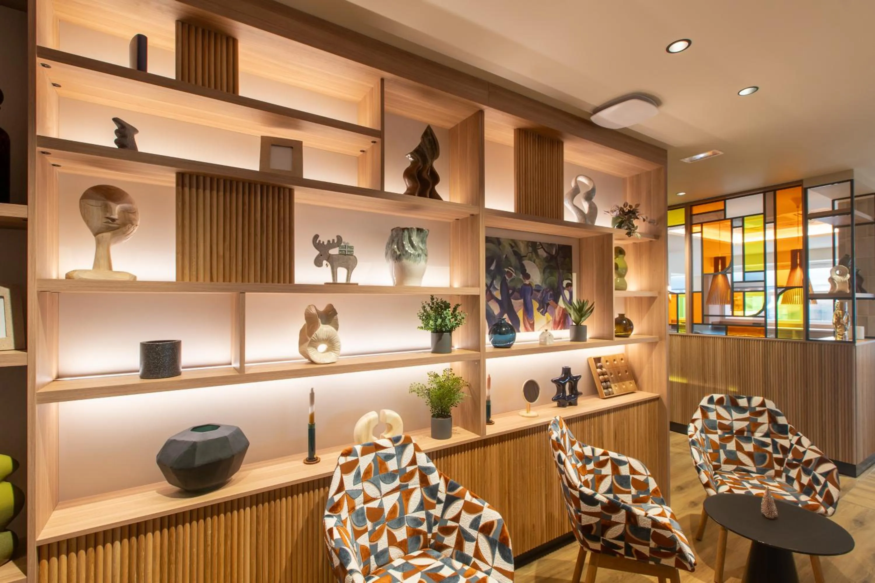 Seating area in Campanile Reims Centre - Cathedrale