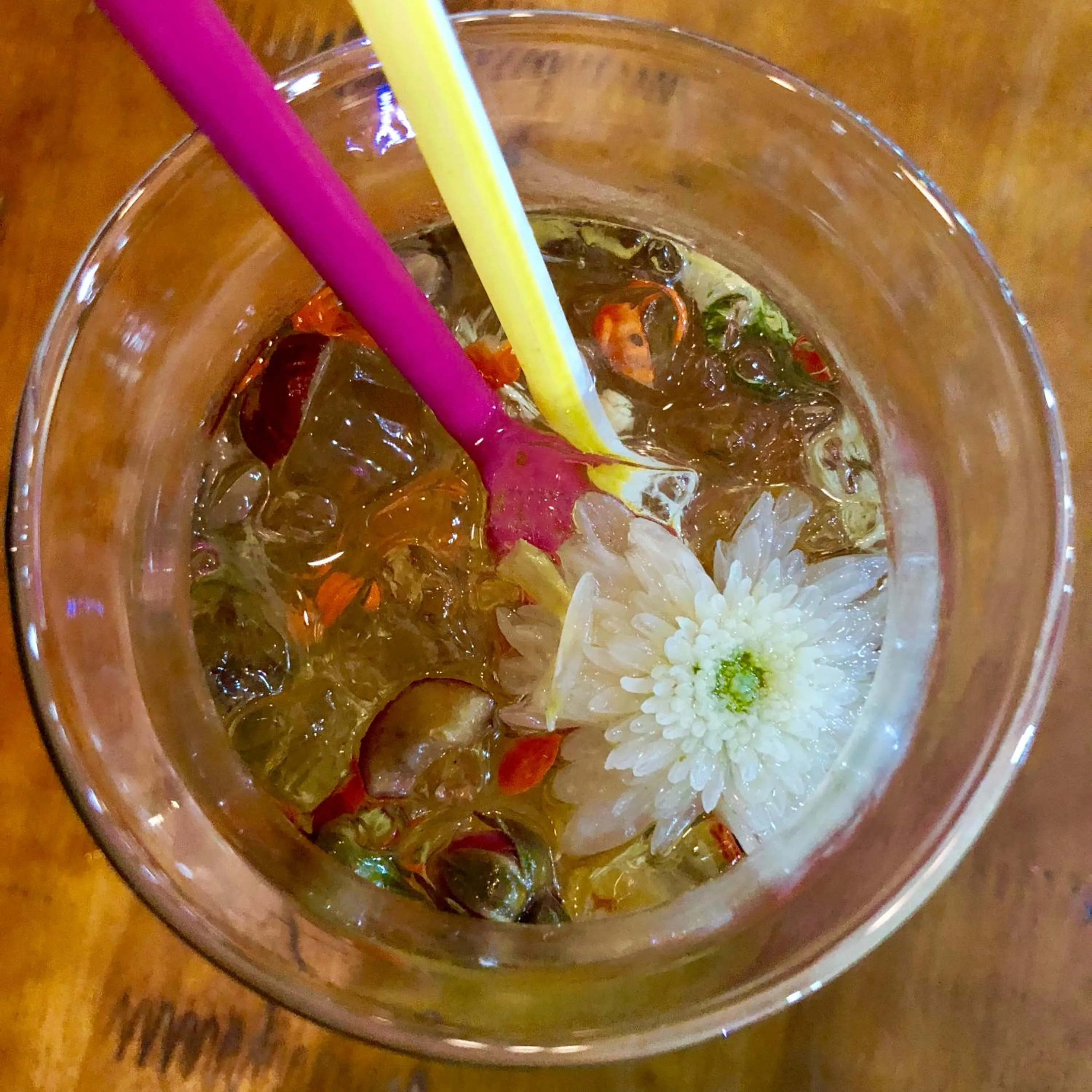 Sao Khue Riverside Hotel & Coffee