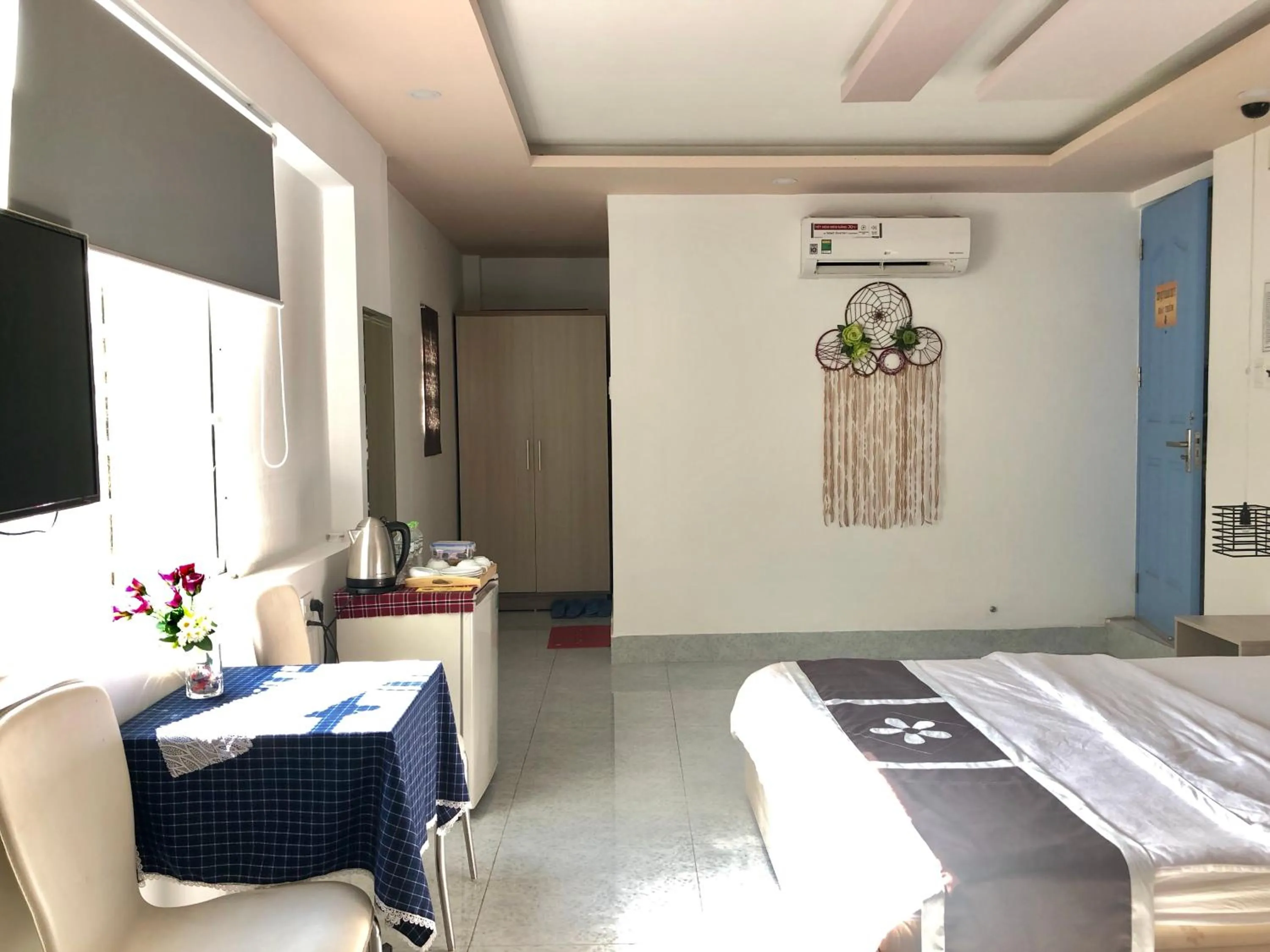 Sao Khue Riverside Hotel & Coffee