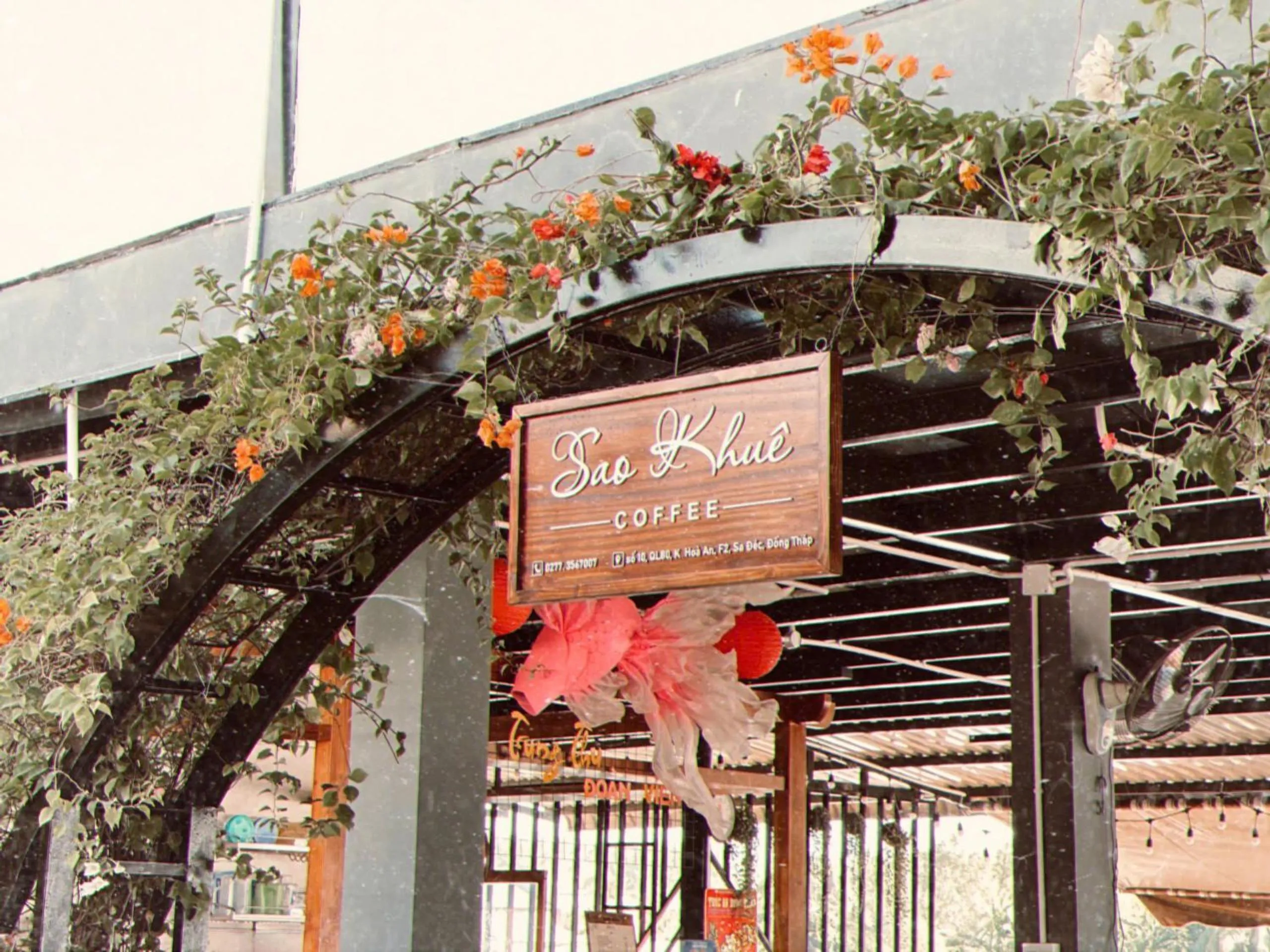 Sao Khue Riverside Hotel & Coffee